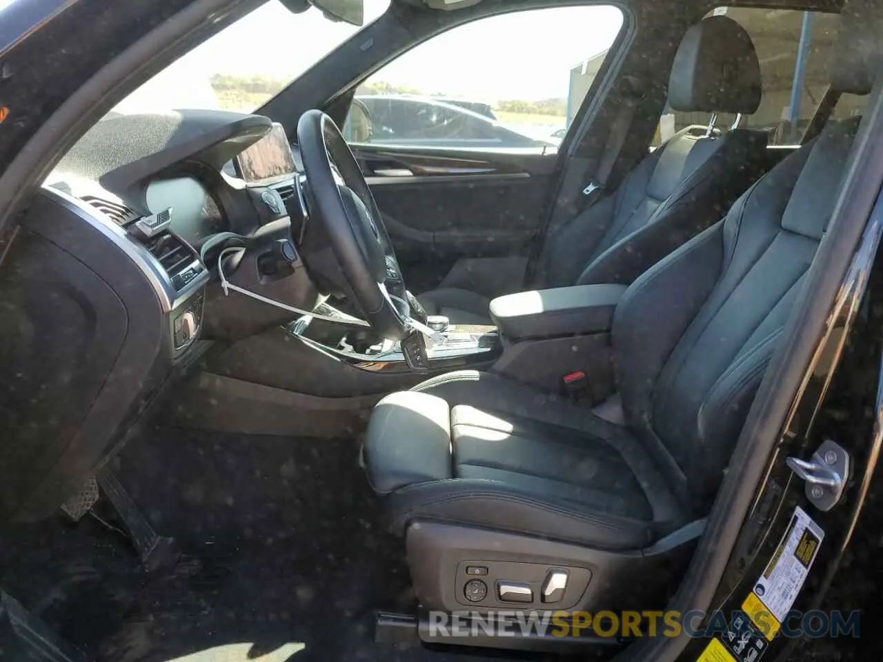 7 Photograph of a damaged car 5UXTY5C03L9C51398 BMW X3 2020