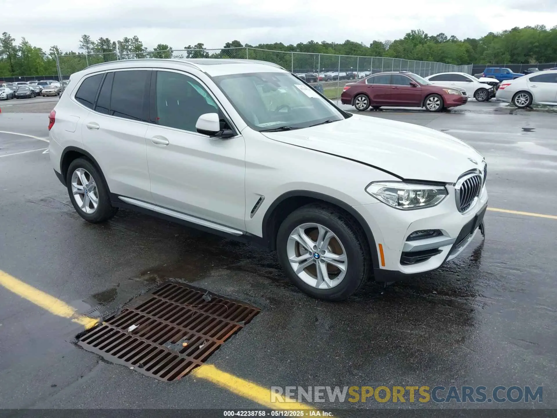 1 Photograph of a damaged car 5UXTY5C05L9B55188 BMW X3 2020