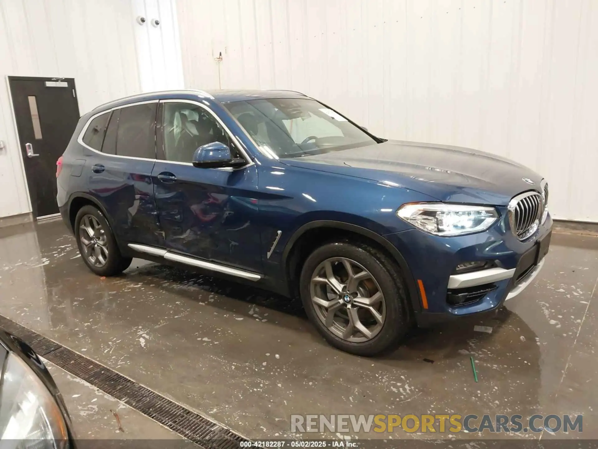 1 Photograph of a damaged car 5UXTY5C05L9B65106 BMW X3 2020