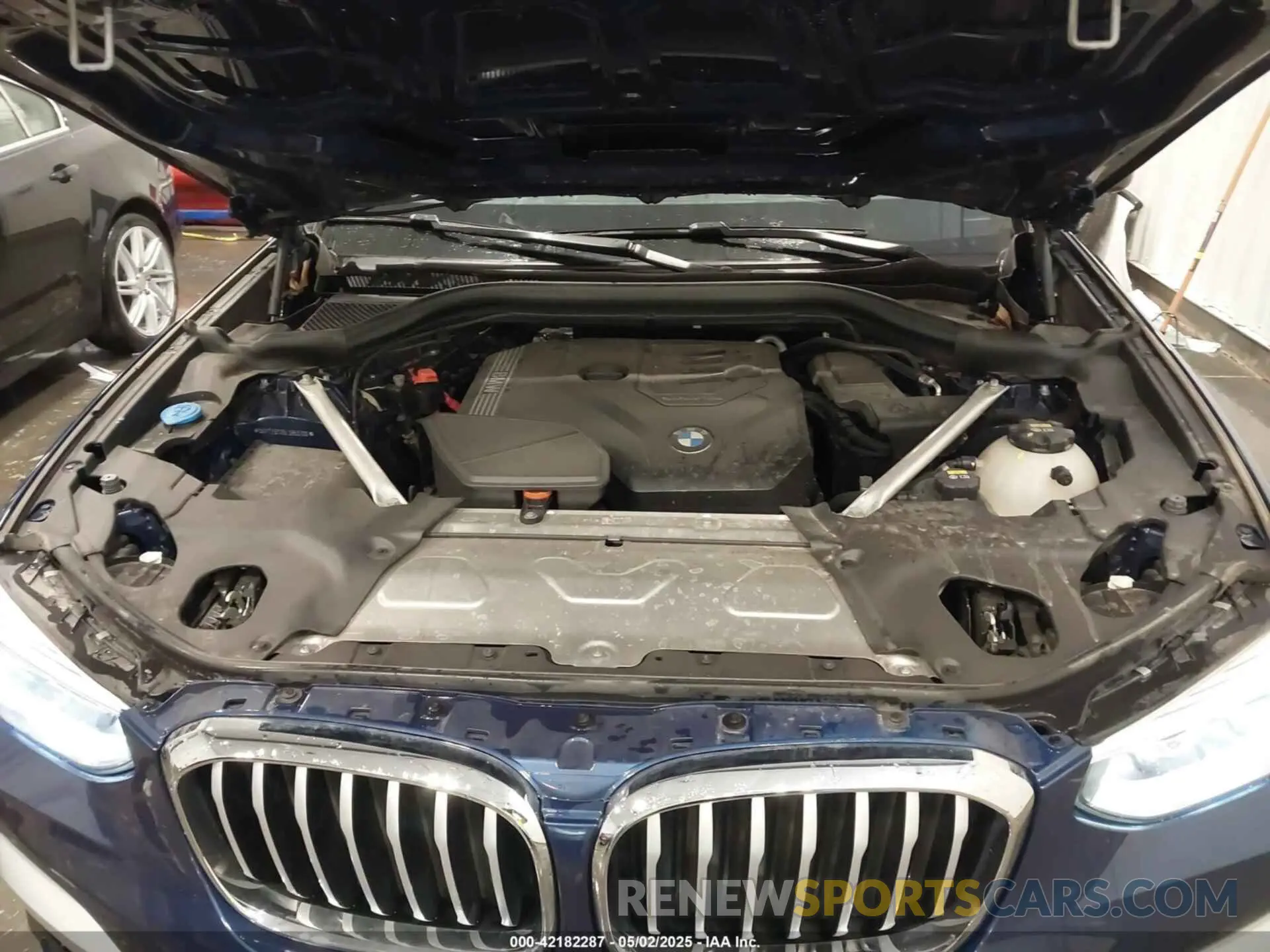 10 Photograph of a damaged car 5UXTY5C05L9B65106 BMW X3 2020