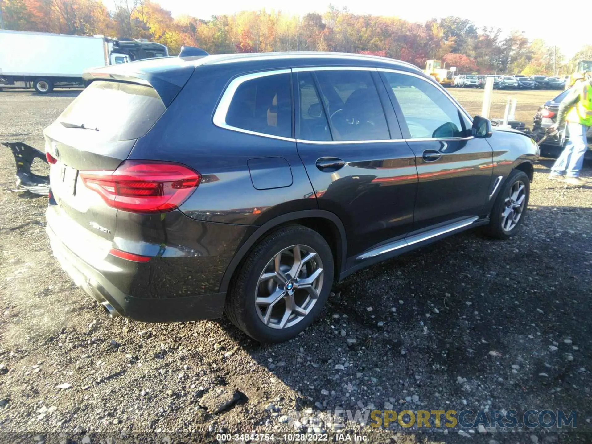 4 Photograph of a damaged car 5UXTY5C07L9B37257 BMW X3 2020
