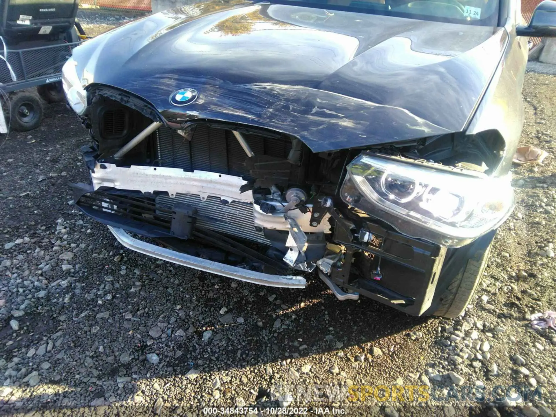 6 Photograph of a damaged car 5UXTY5C07L9B37257 BMW X3 2020