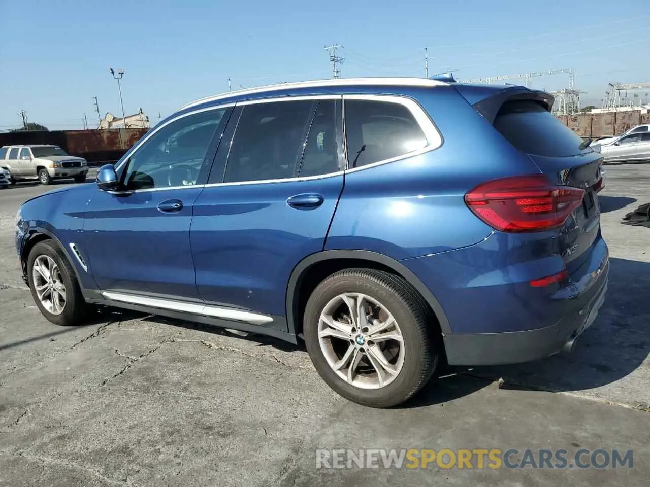 2 Photograph of a damaged car 5UXTY5C08L9C71212 BMW X3 2020