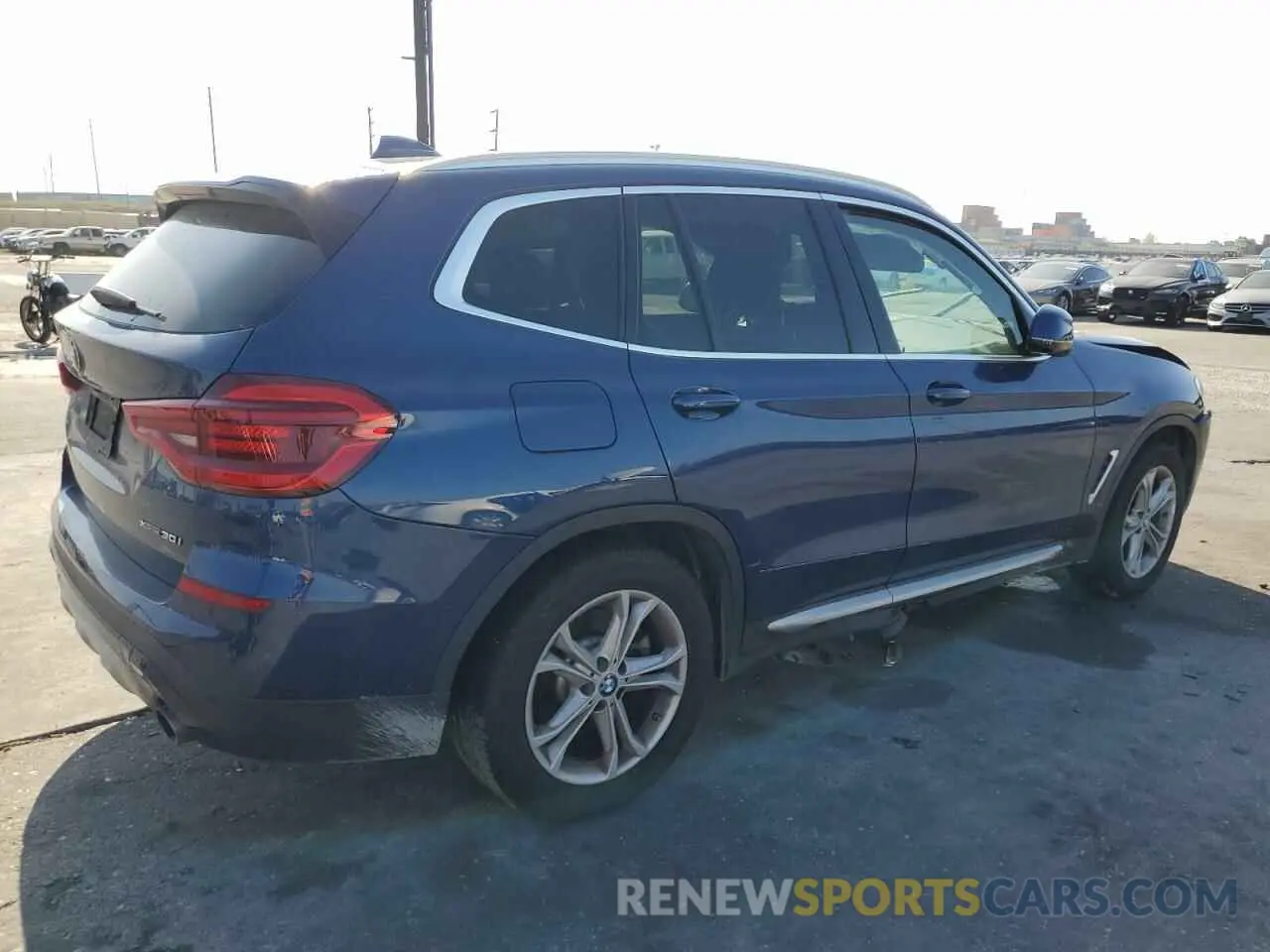 3 Photograph of a damaged car 5UXTY5C08L9C71212 BMW X3 2020