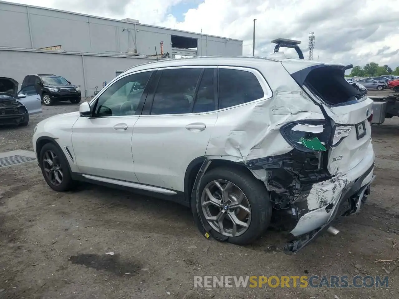 2 Photograph of a damaged car 5UXTY5C08LLT32459 BMW X3 2020