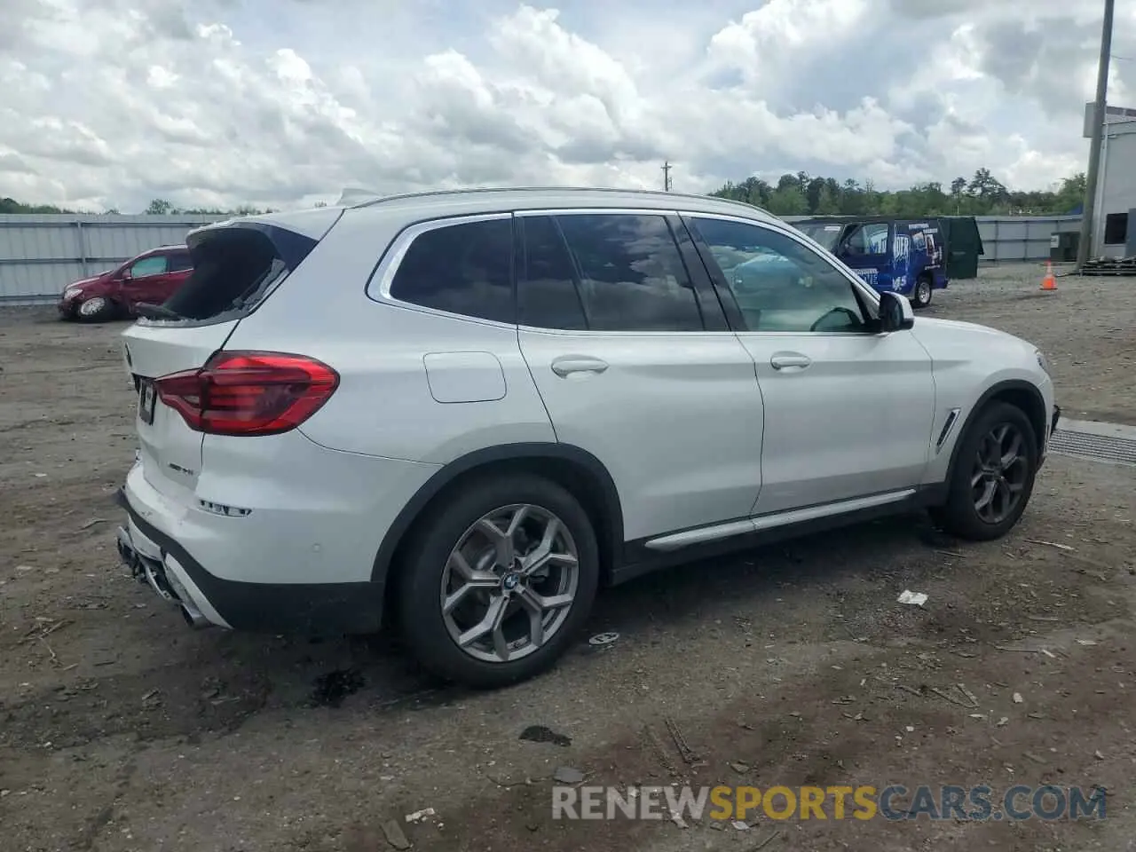 3 Photograph of a damaged car 5UXTY5C08LLT32459 BMW X3 2020