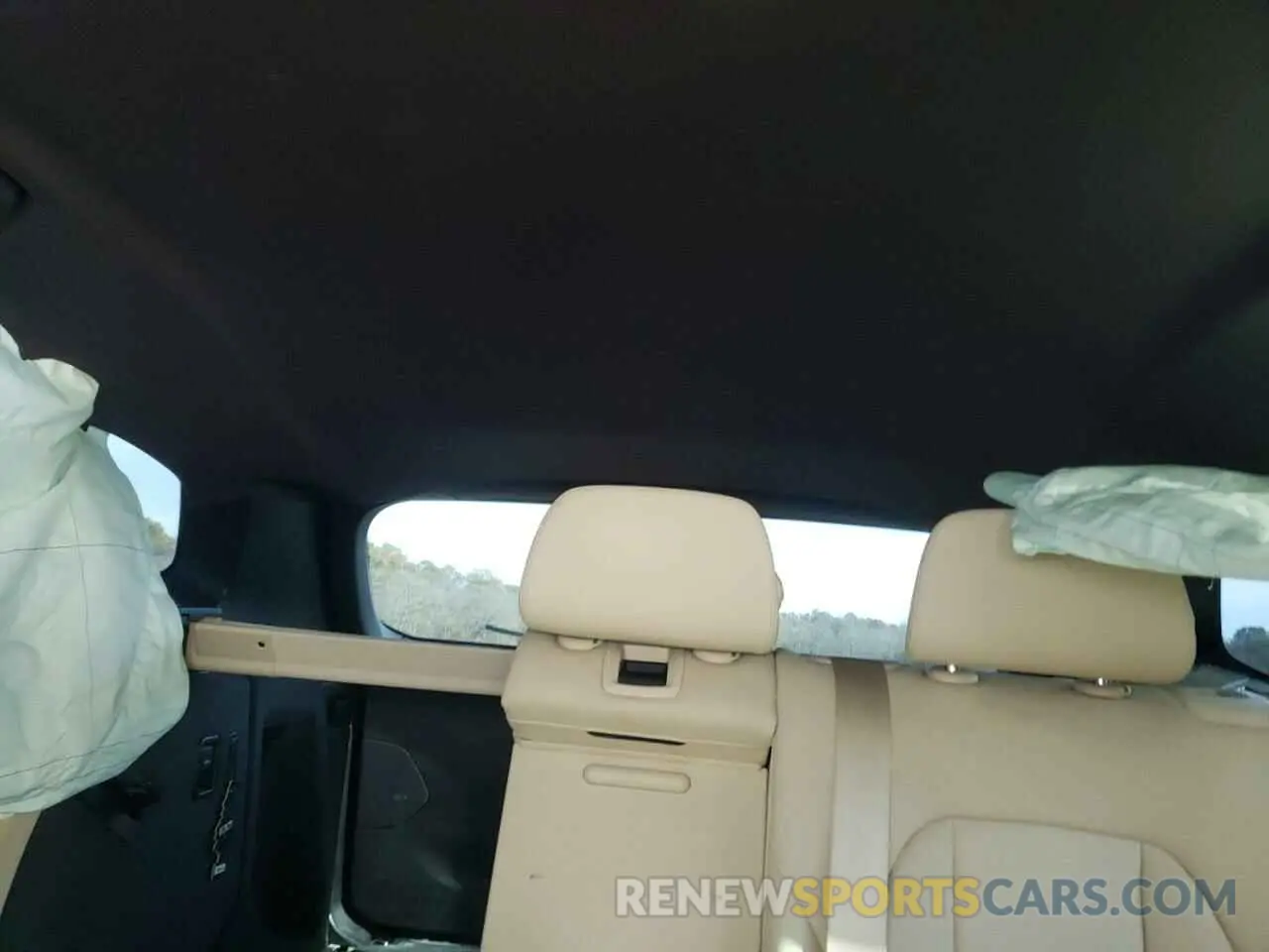 10 Photograph of a damaged car 5UXTY5C08LLT38259 BMW X3 2020