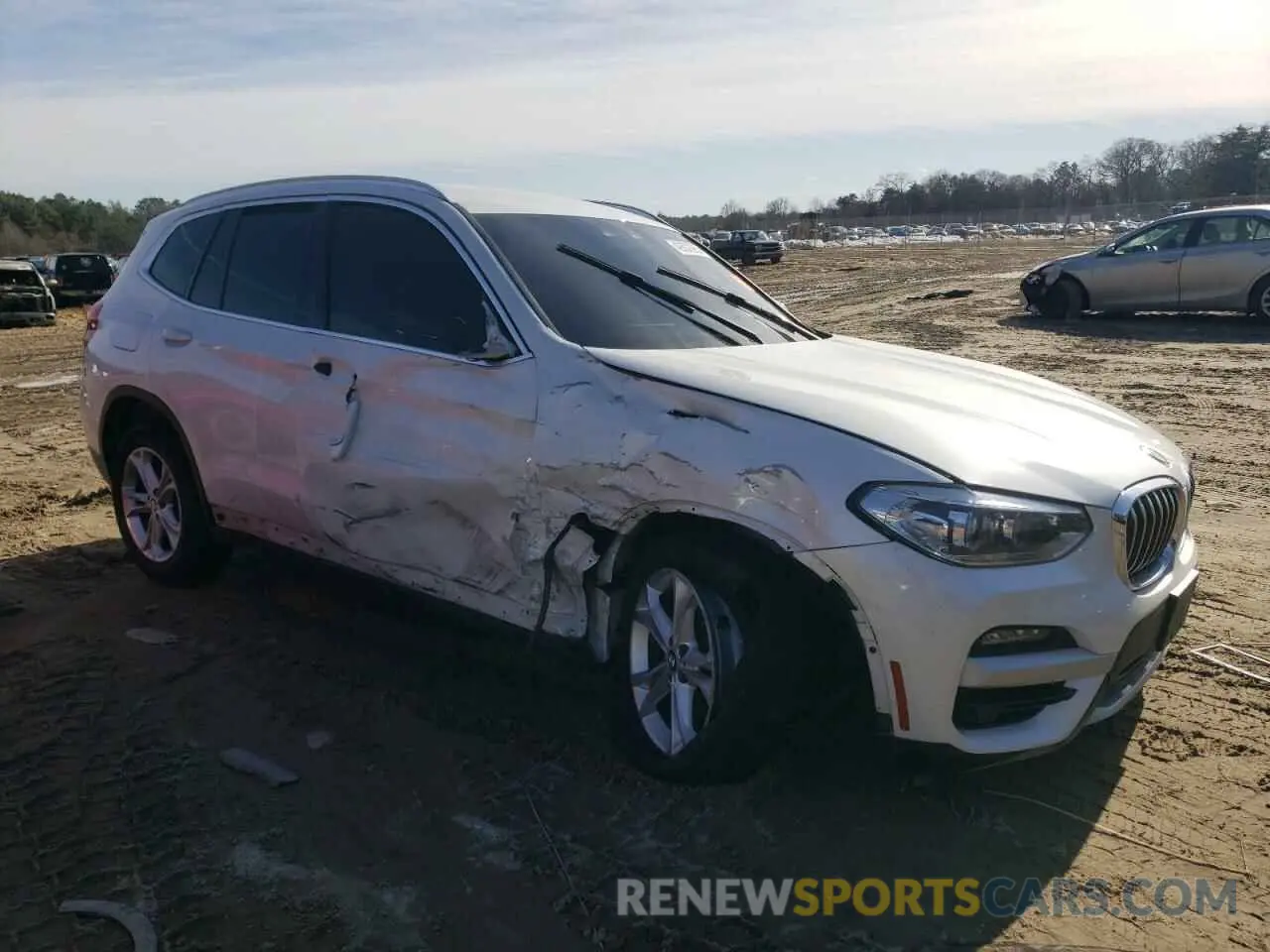 4 Photograph of a damaged car 5UXTY5C08LLT38259 BMW X3 2020