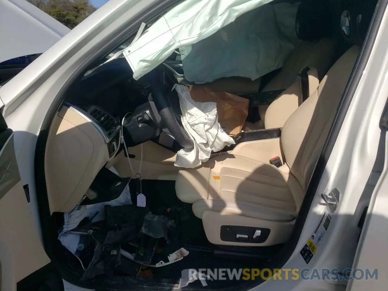 7 Photograph of a damaged car 5UXTY5C08LLT38259 BMW X3 2020