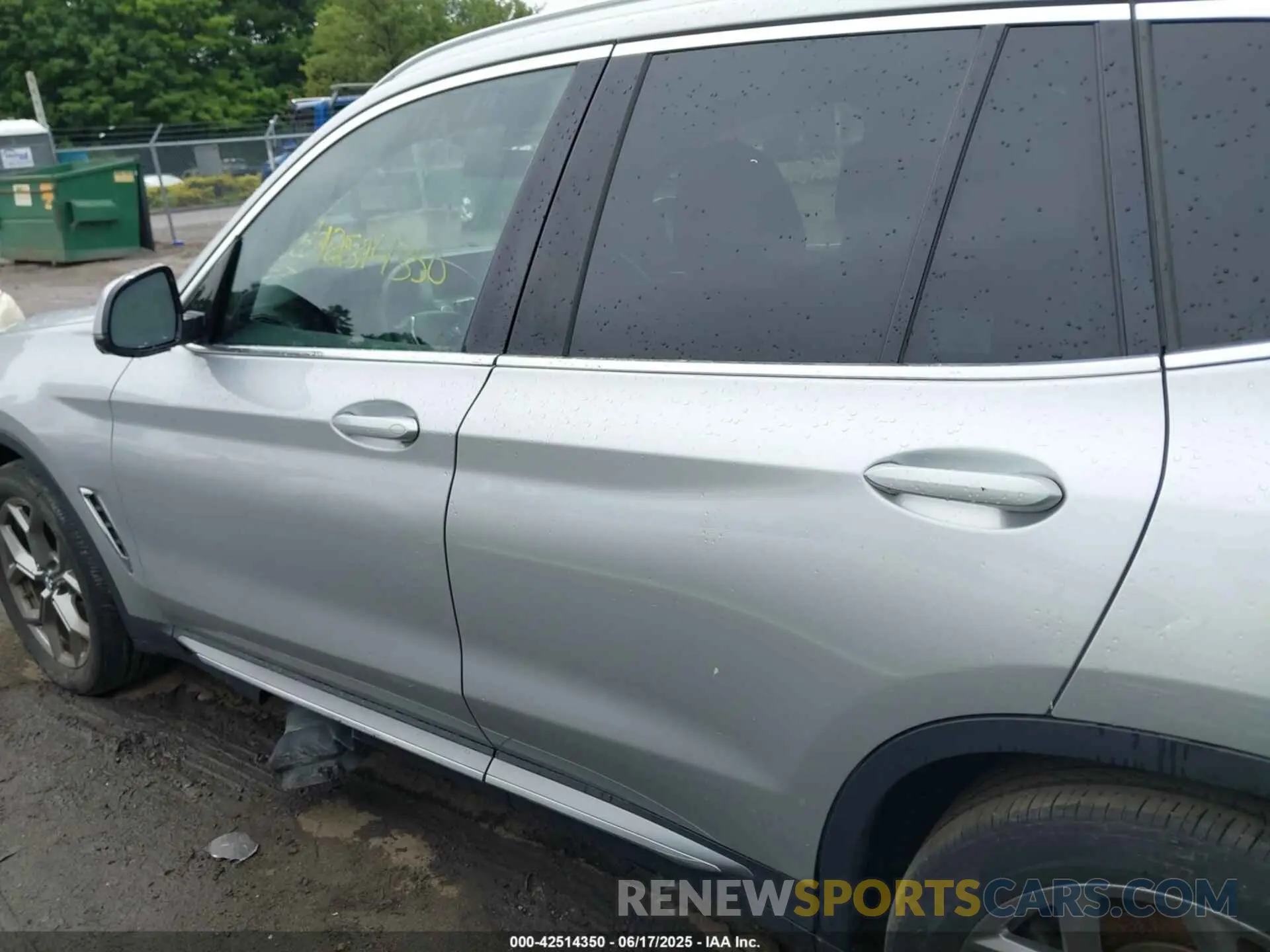 14 Фотография поврежденного автомобиля 5UXTY5C09L9B36689 BMW X3 2020