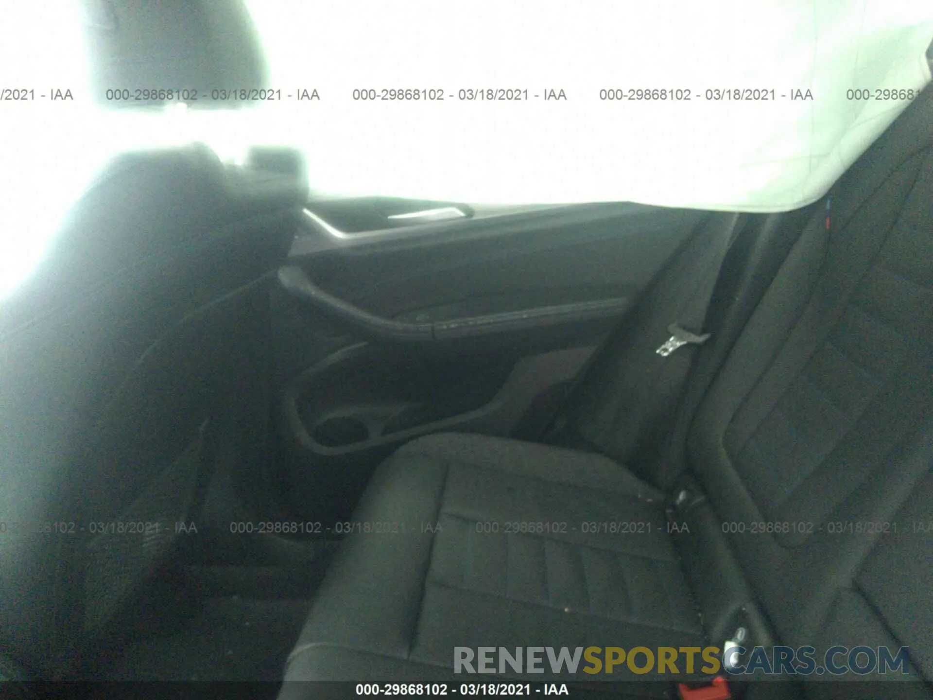 8 Photograph of a damaged car 5UXTY5C09L9B82040 BMW X3 2020