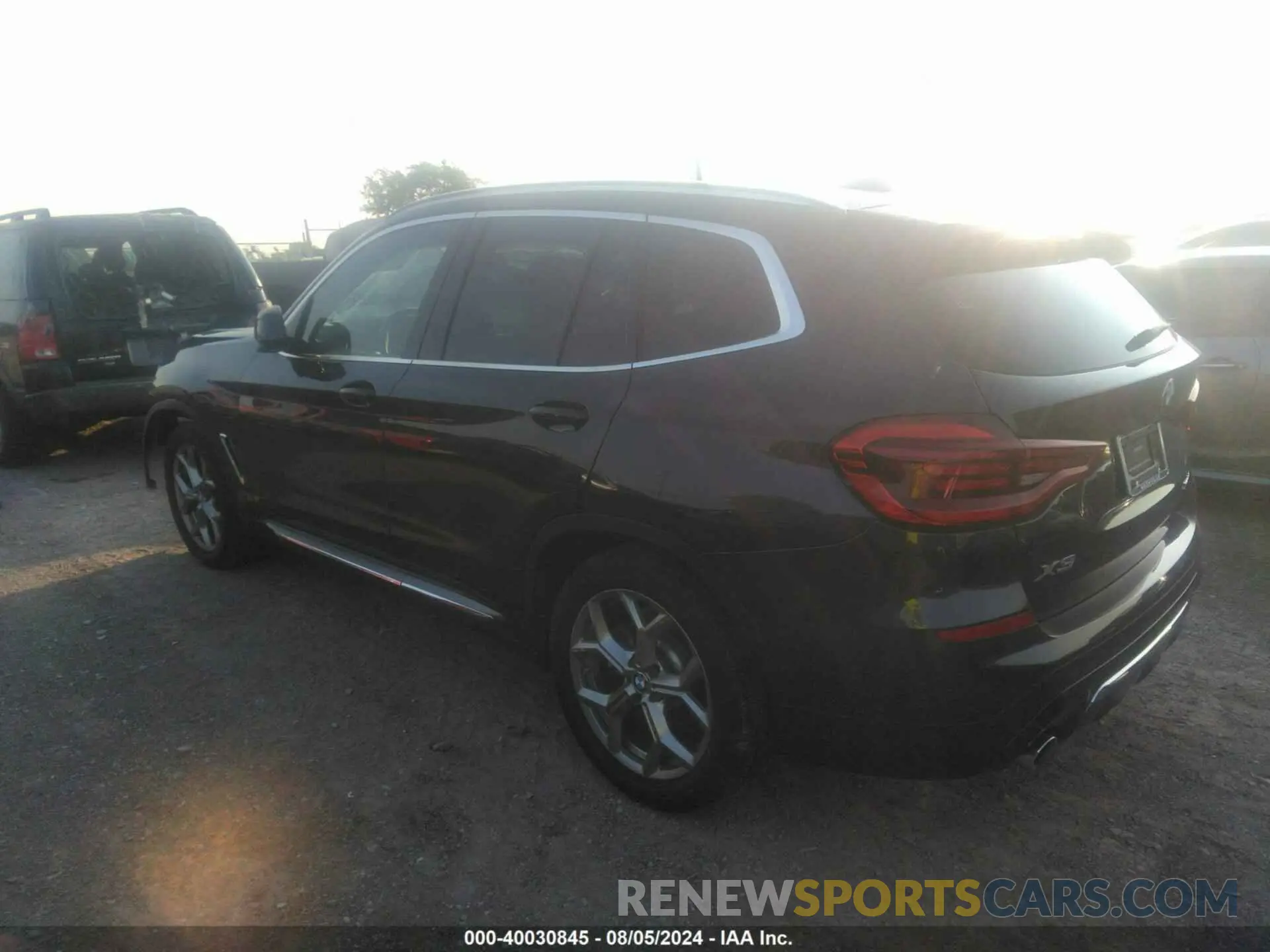 3 Photograph of a damaged car 5UXTY5C09L9D66653 BMW X3 2020
