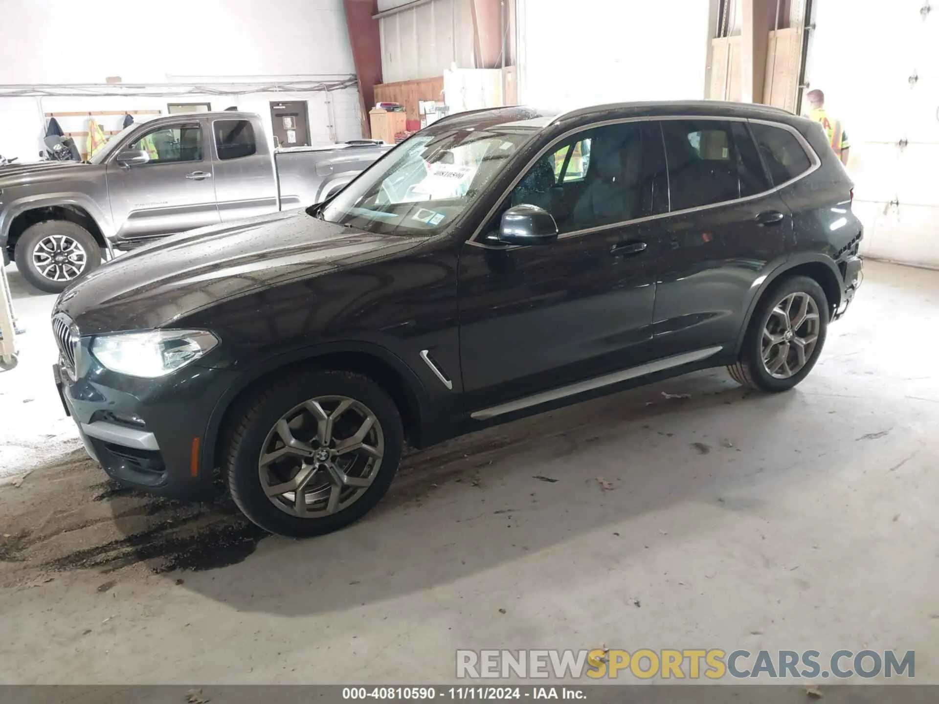 2 Photograph of a damaged car 5UXTY5C0XL9C64620 BMW X3 2020