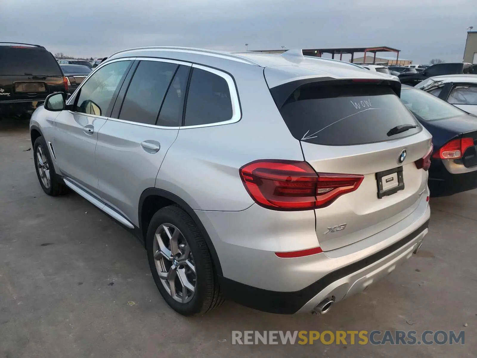 3 Photograph of a damaged car 5UXTY5C0XL9C84799 BMW X3 2020