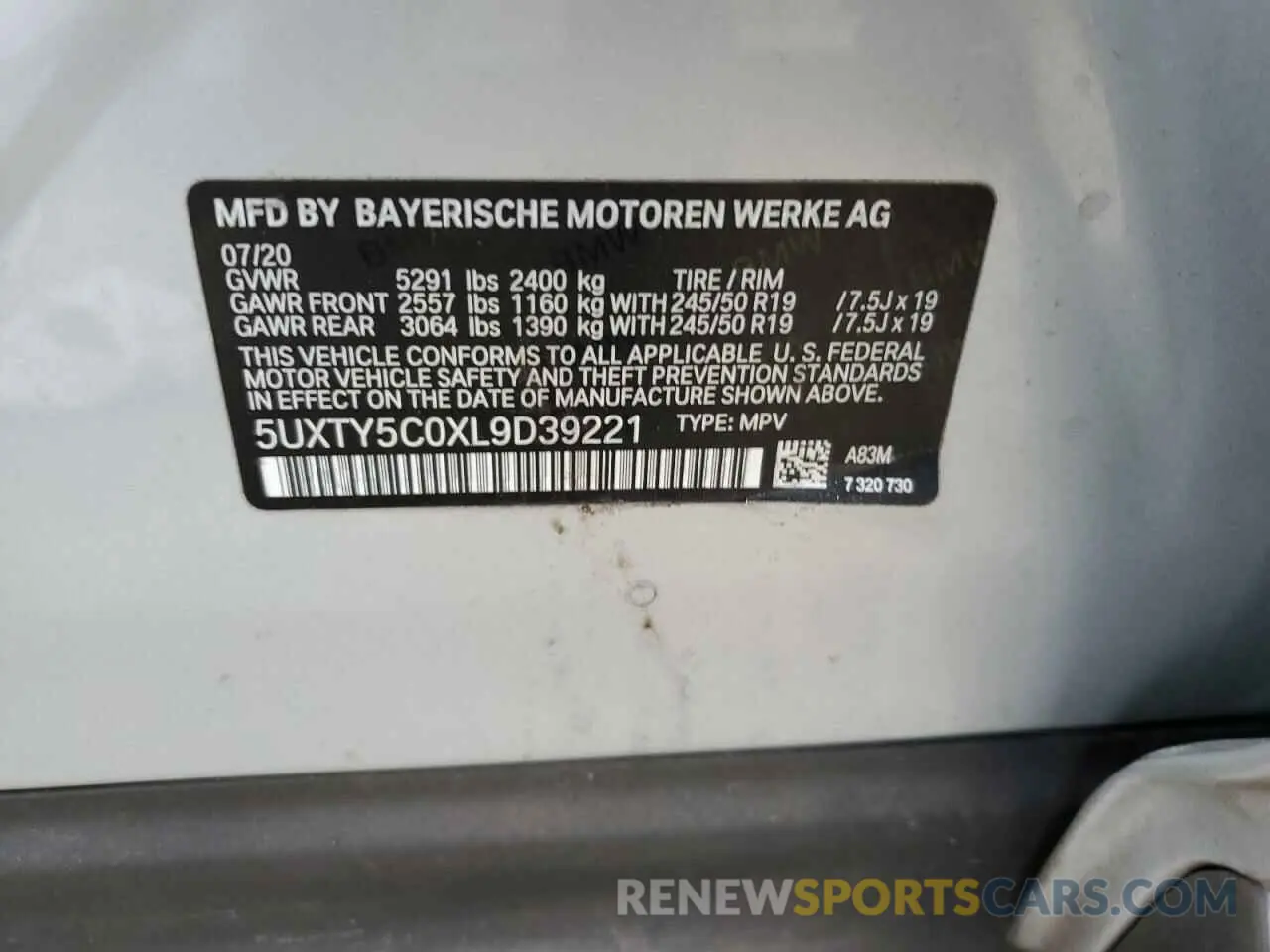 13 Photograph of a damaged car 5UXTY5C0XL9D39221 BMW X3 2020