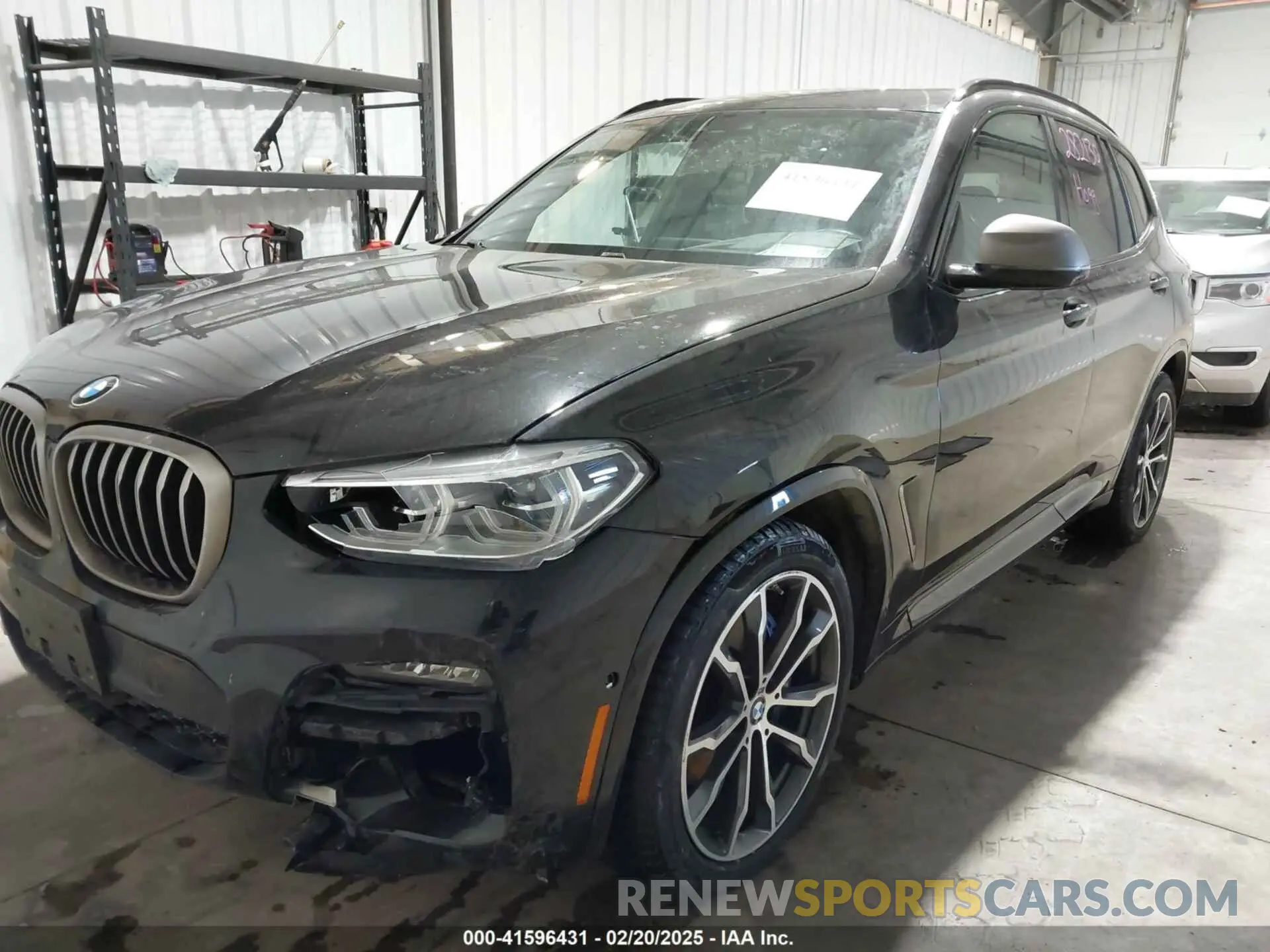 2 Фотография поврежденного автомобиля 5UXTY9C00L9B70494 BMW X3 2020