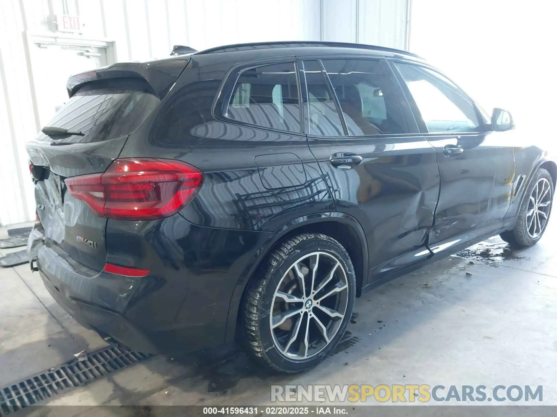 4 Фотография поврежденного автомобиля 5UXTY9C00L9B70494 BMW X3 2020