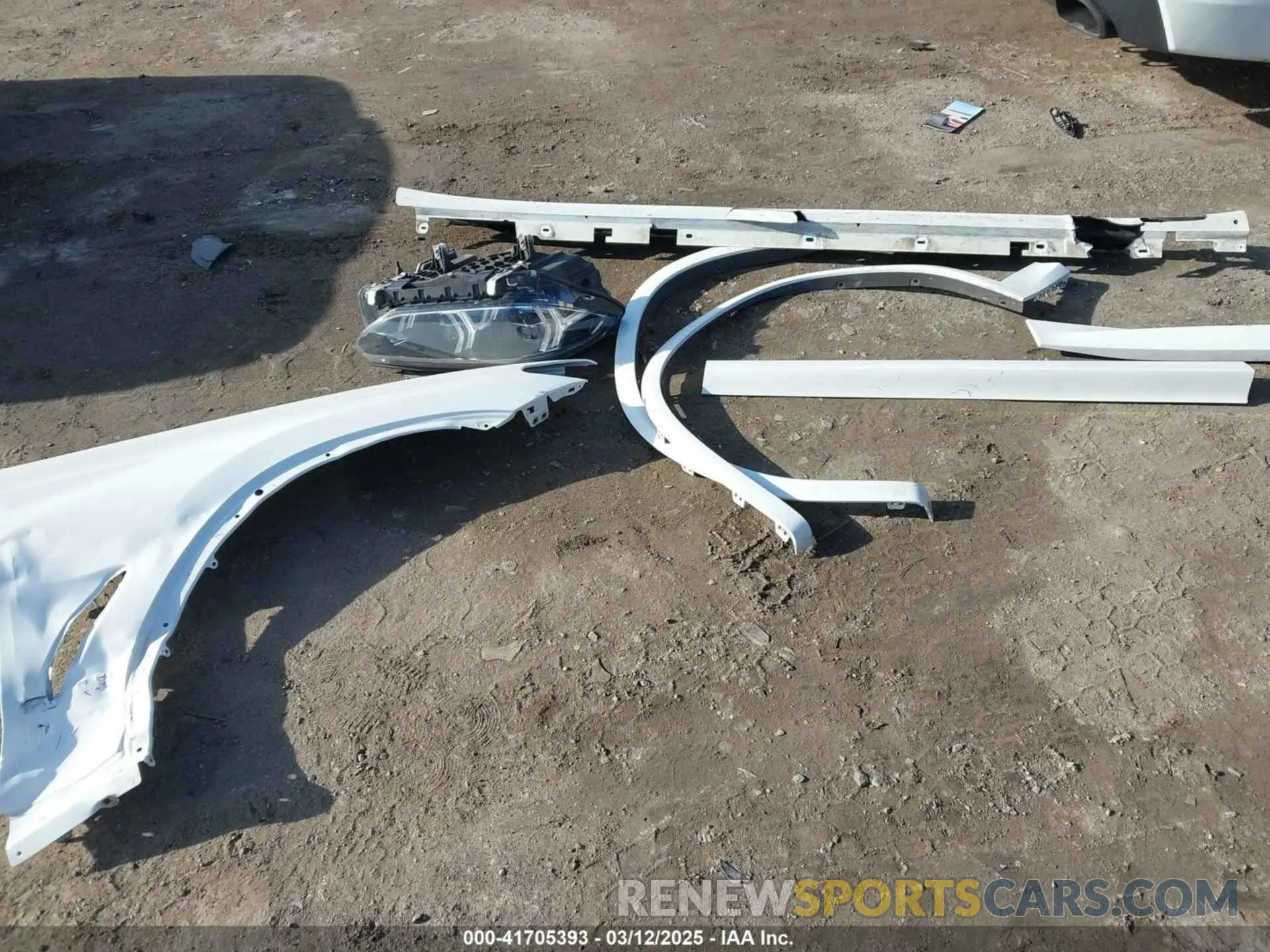 12 Фотография поврежденного автомобиля 5UXTY9C04L9B25297 BMW X3 2020