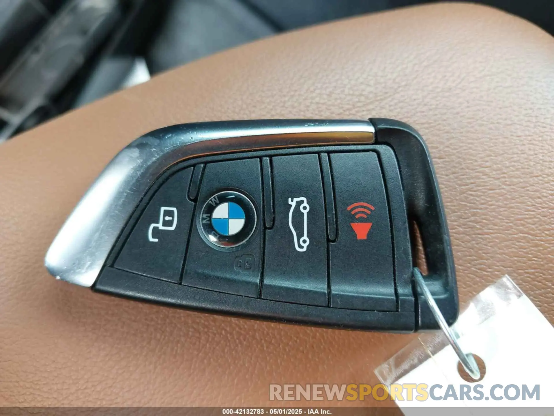 11 Фотография поврежденного автомобиля 5UXTY9C04L9C19082 BMW X3 2020