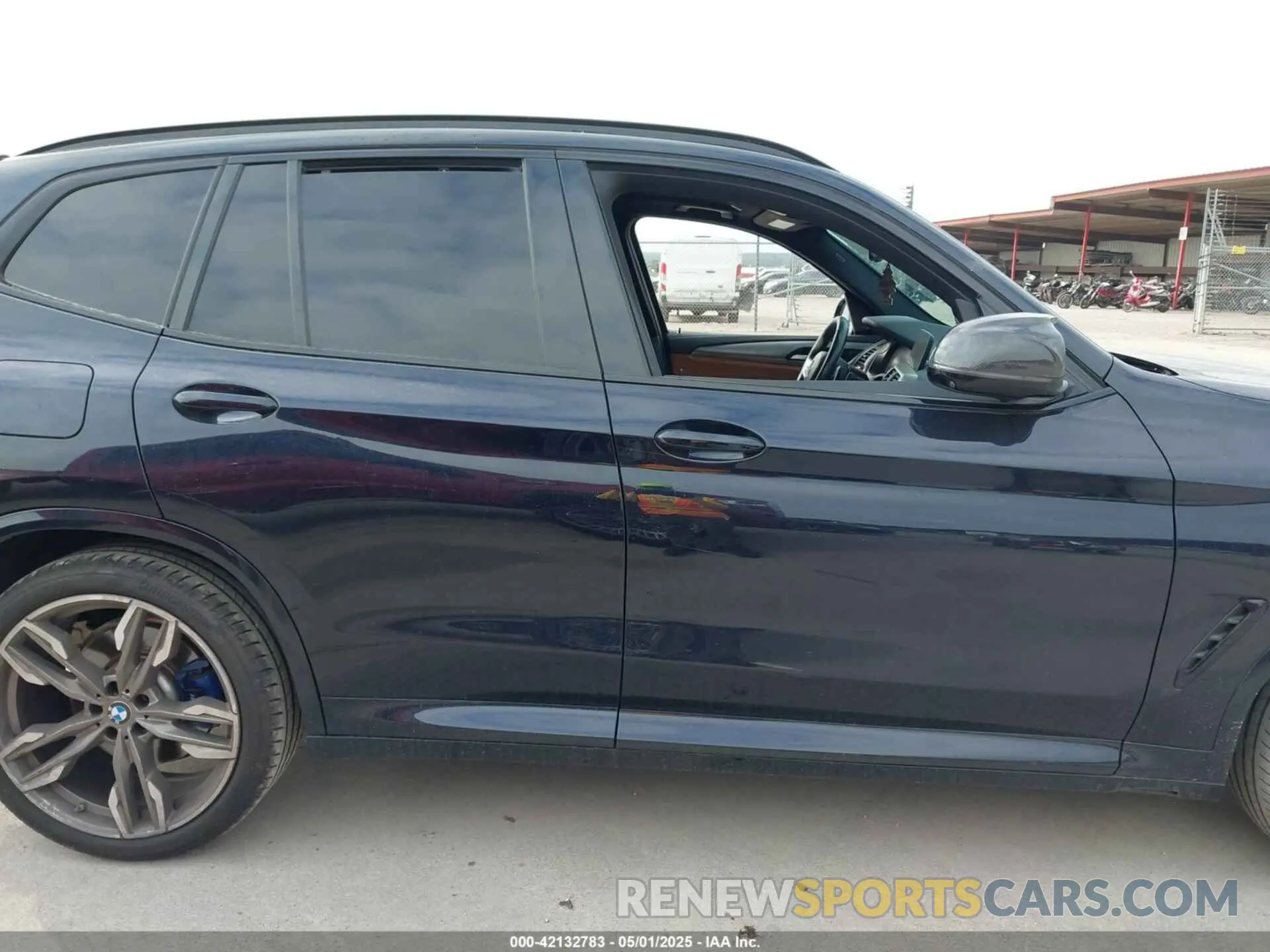 13 Фотография поврежденного автомобиля 5UXTY9C04L9C19082 BMW X3 2020