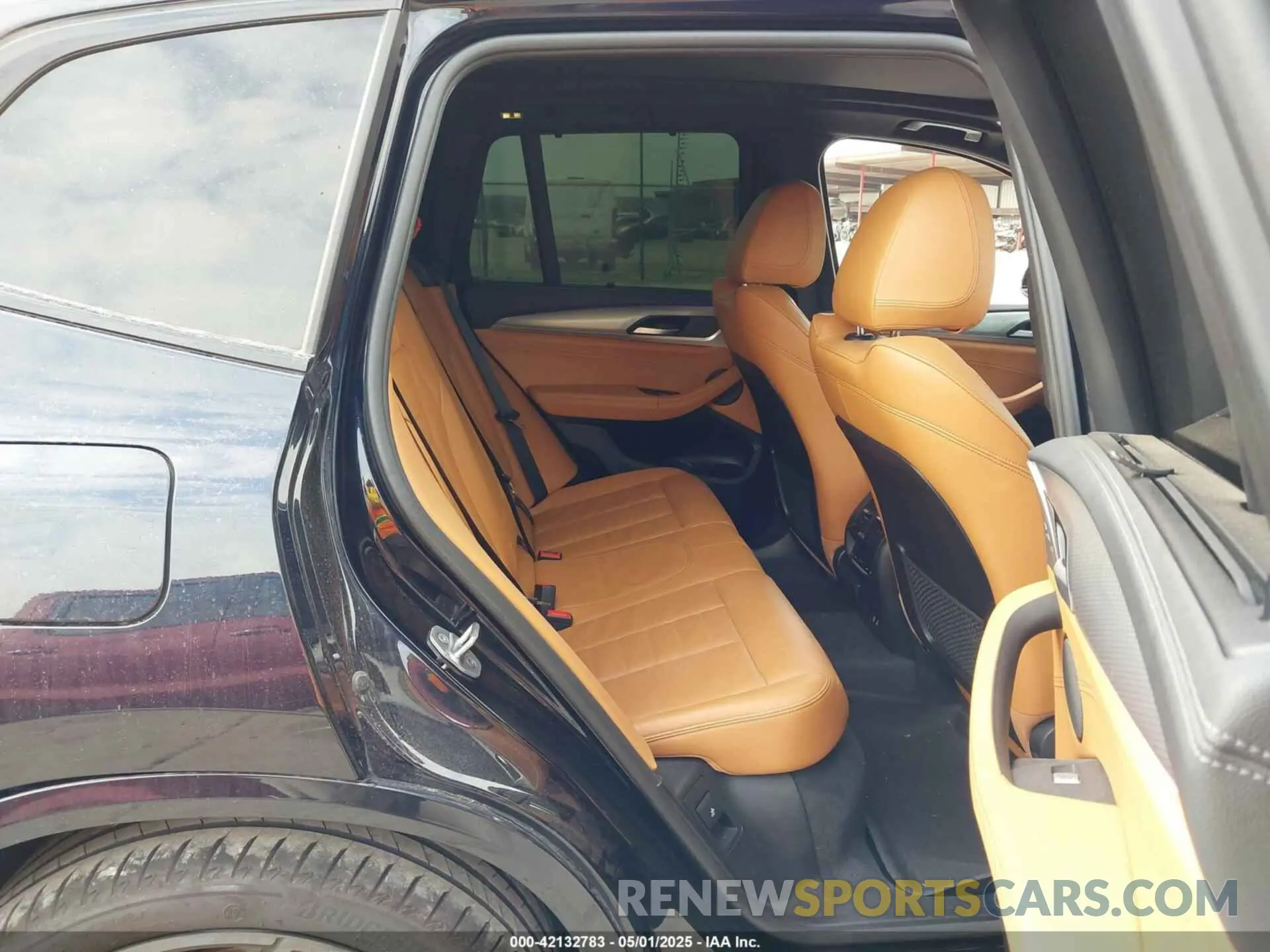 8 Фотография поврежденного автомобиля 5UXTY9C04L9C19082 BMW X3 2020