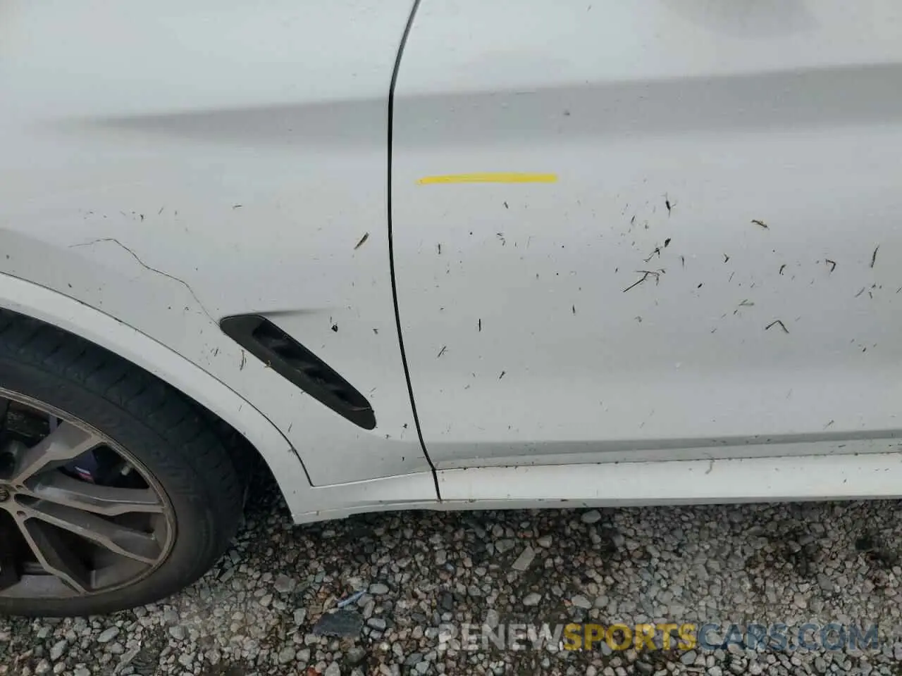 12 Photograph of a damaged car 5UXTY9C04L9D22521 BMW X3 2020