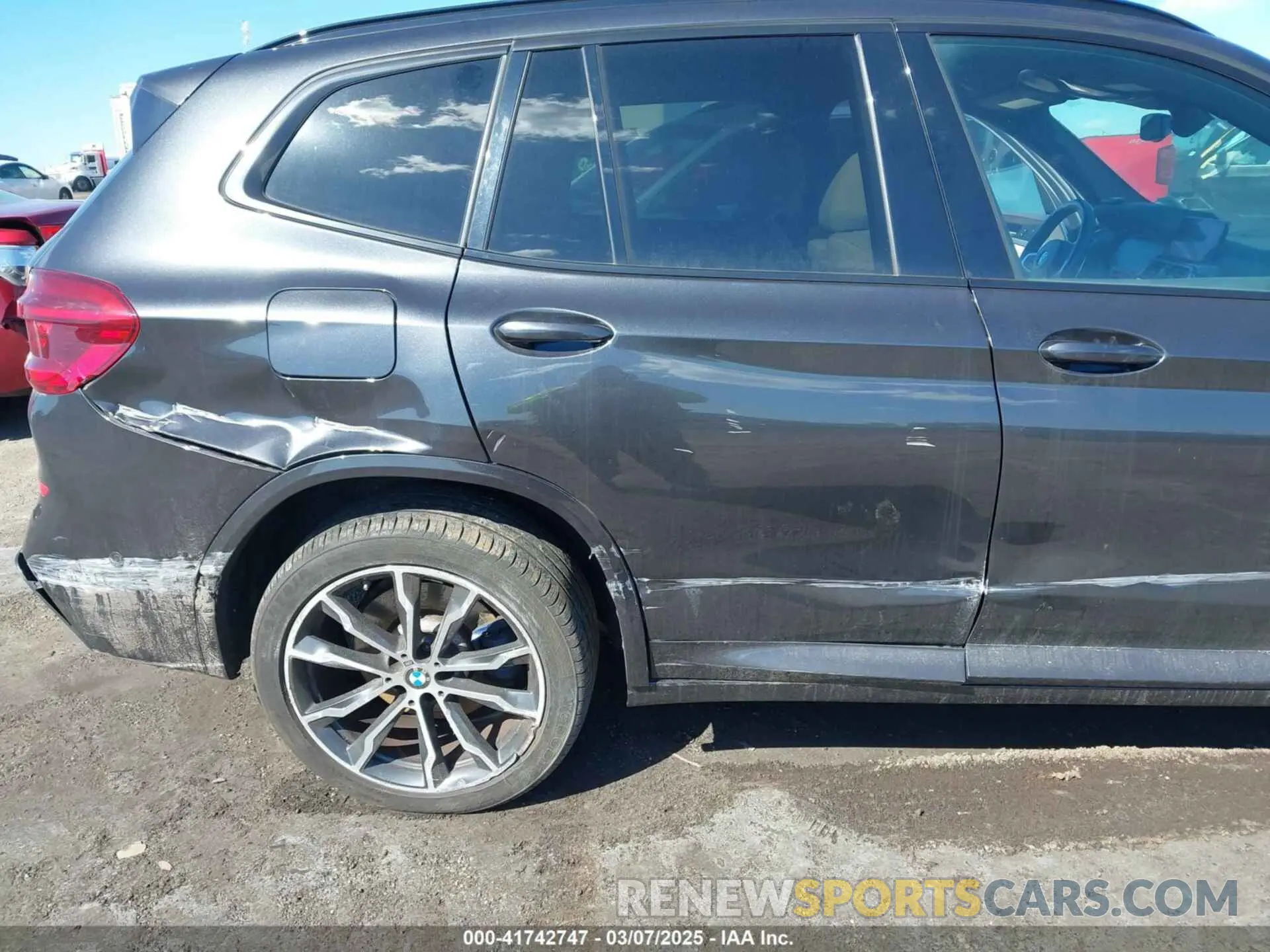 18 Фотография поврежденного автомобиля 5UXTY9C05LLE59910 BMW X3 2020