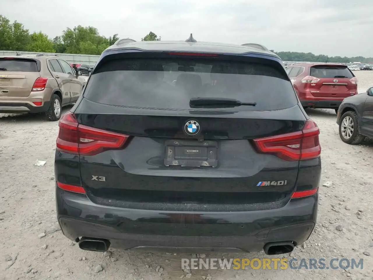 6 Photograph of a damaged car 5UXTY9C07L9C07847 BMW X3 2020