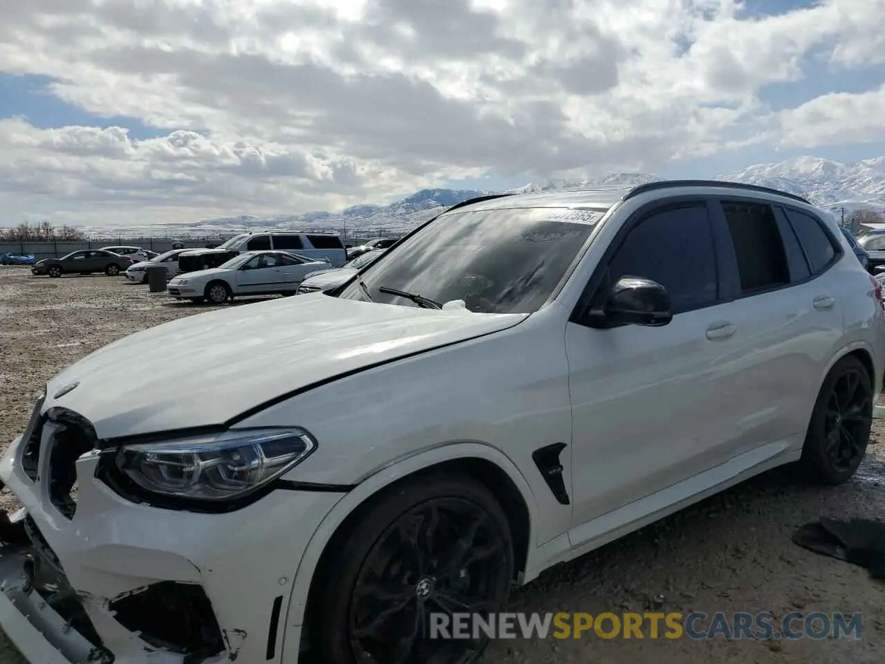 1 Photograph of a damaged car 5YMTS0C06LLT10764 BMW X3 2020