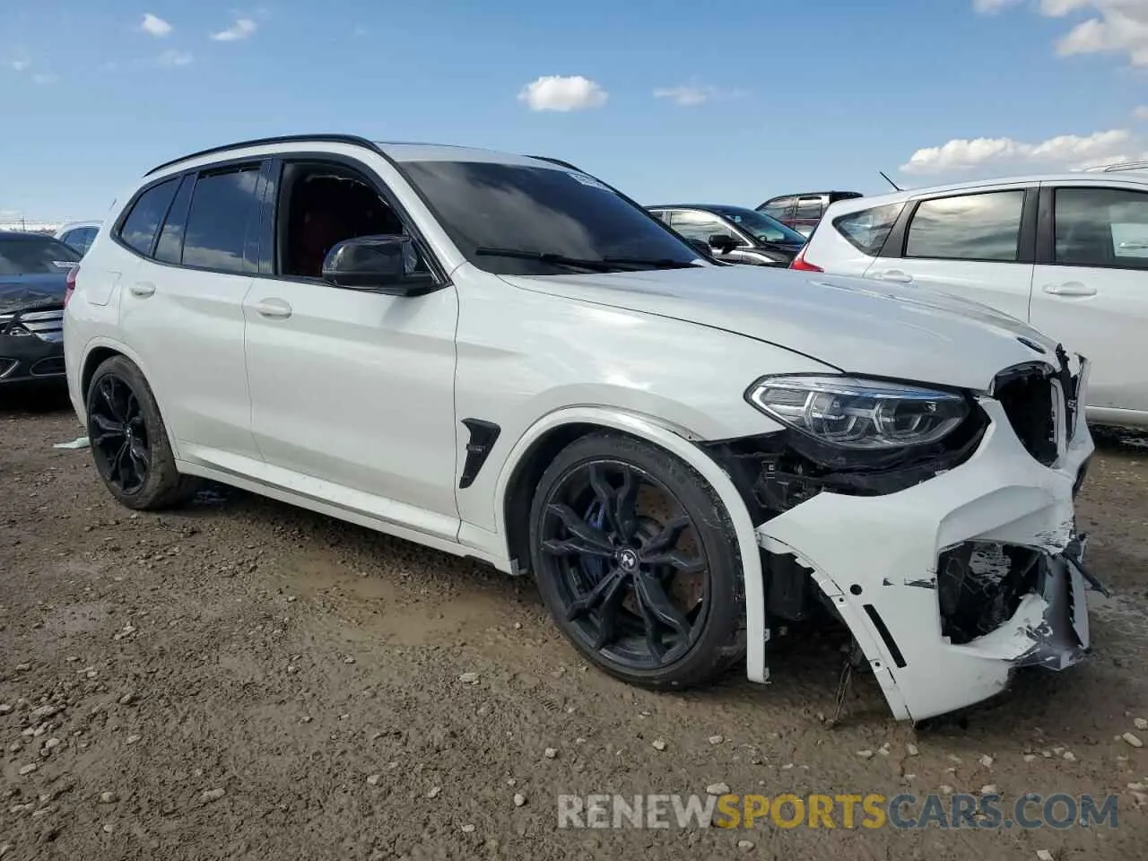 4 Photograph of a damaged car 5YMTS0C06LLT10764 BMW X3 2020