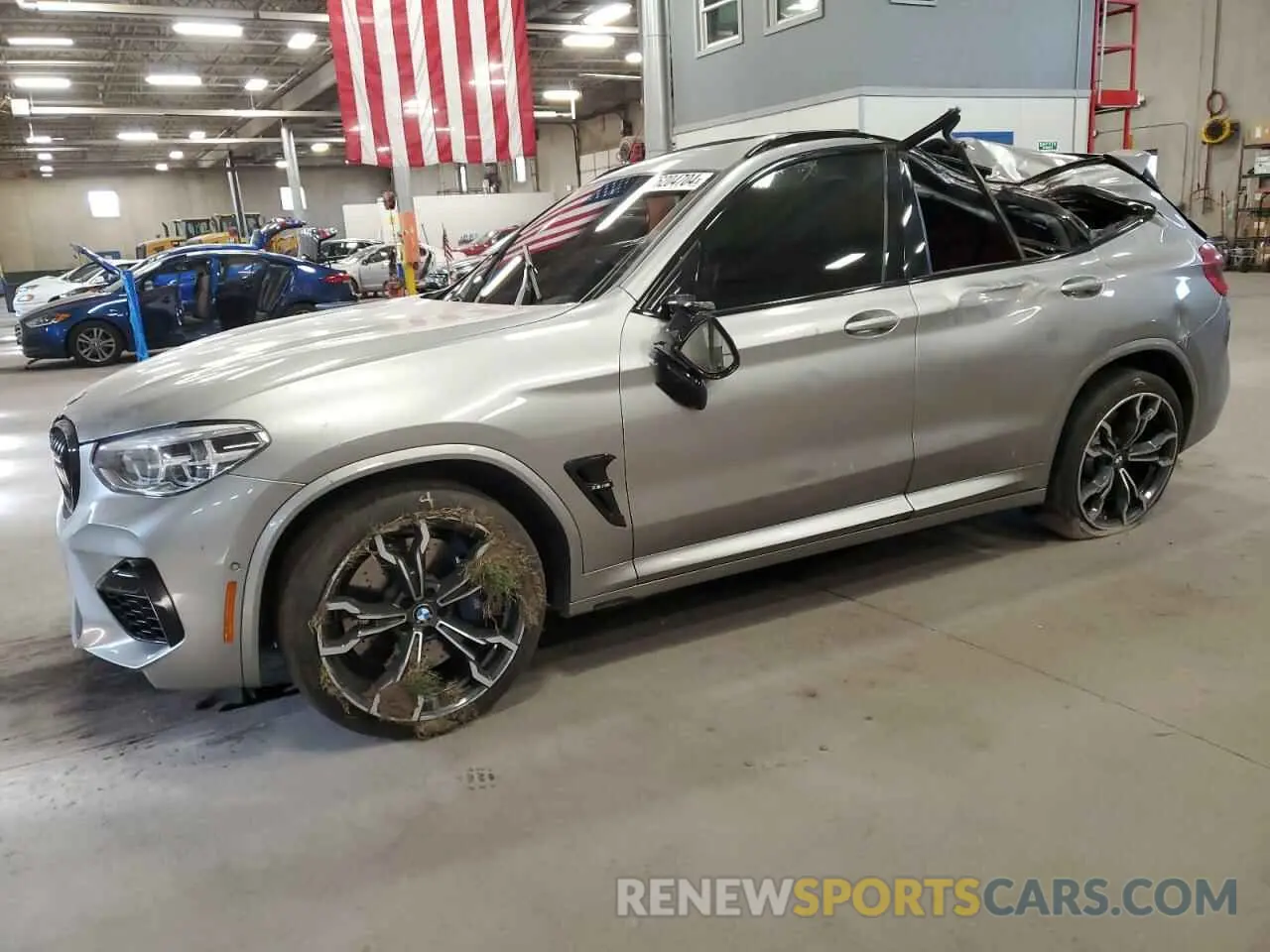 1 Photograph of a damaged car 5YMTS0C07L9B29768 BMW X3 2020