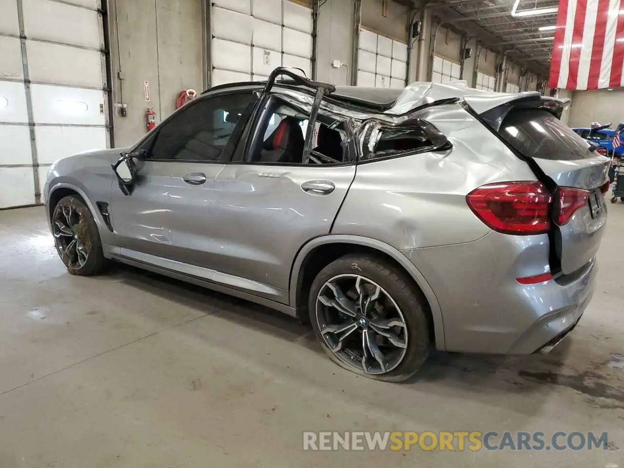 2 Photograph of a damaged car 5YMTS0C07L9B29768 BMW X3 2020