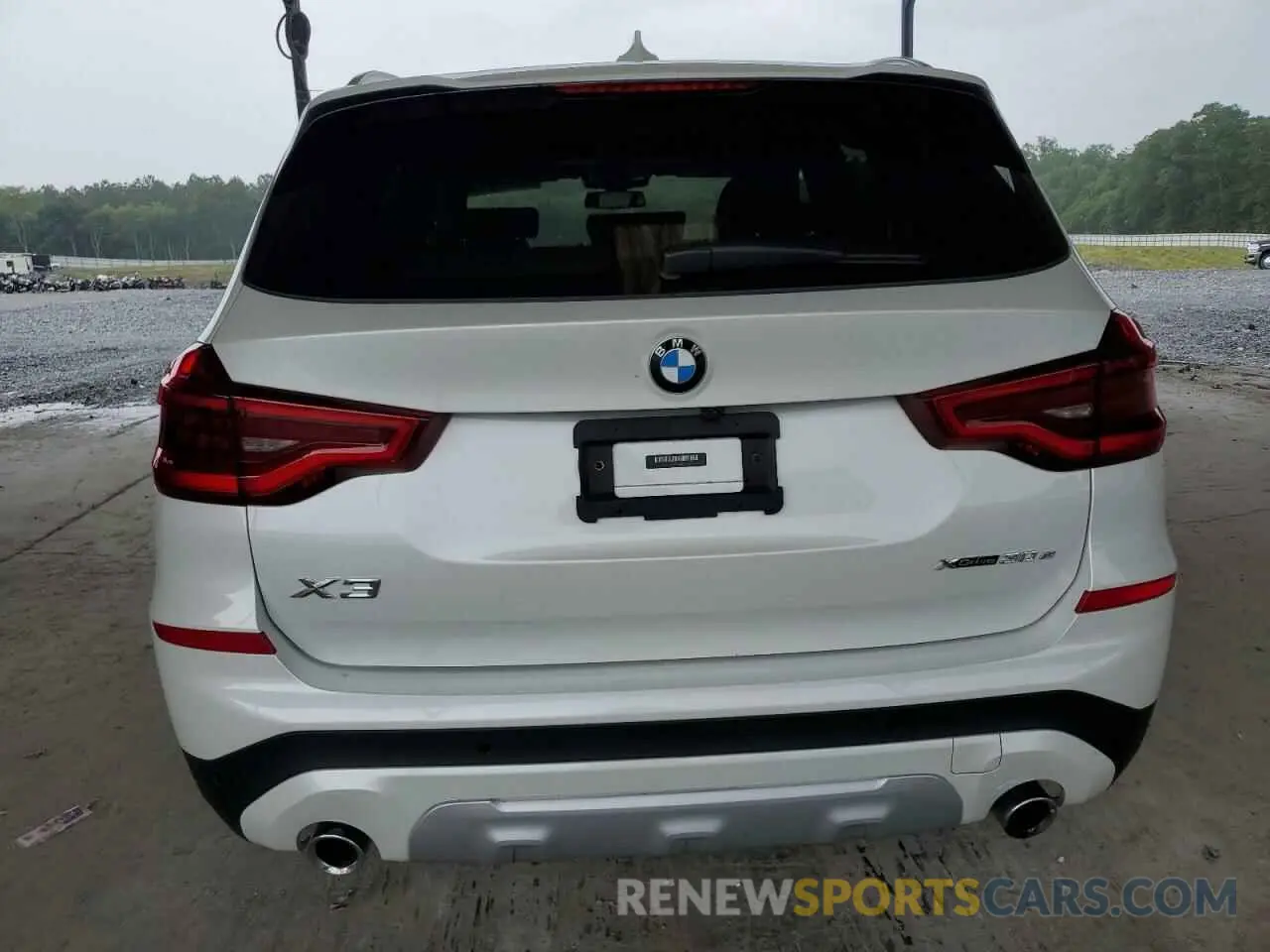 6 Photograph of a damaged car 5UXTS1C07M9E94983 BMW X3 2021