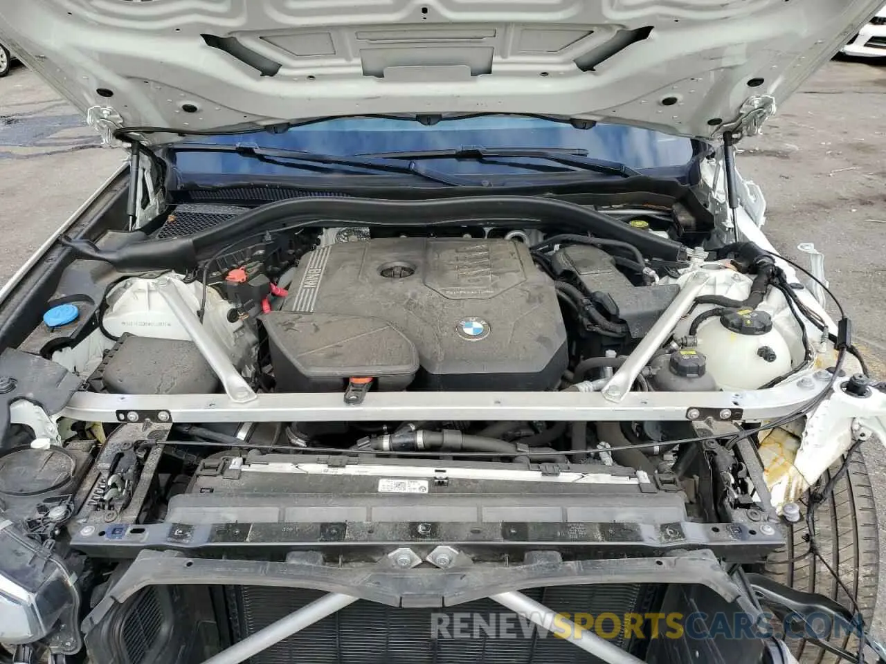 12 Photograph of a damaged car 5UXTY3C00M9F53978 BMW X3 2021