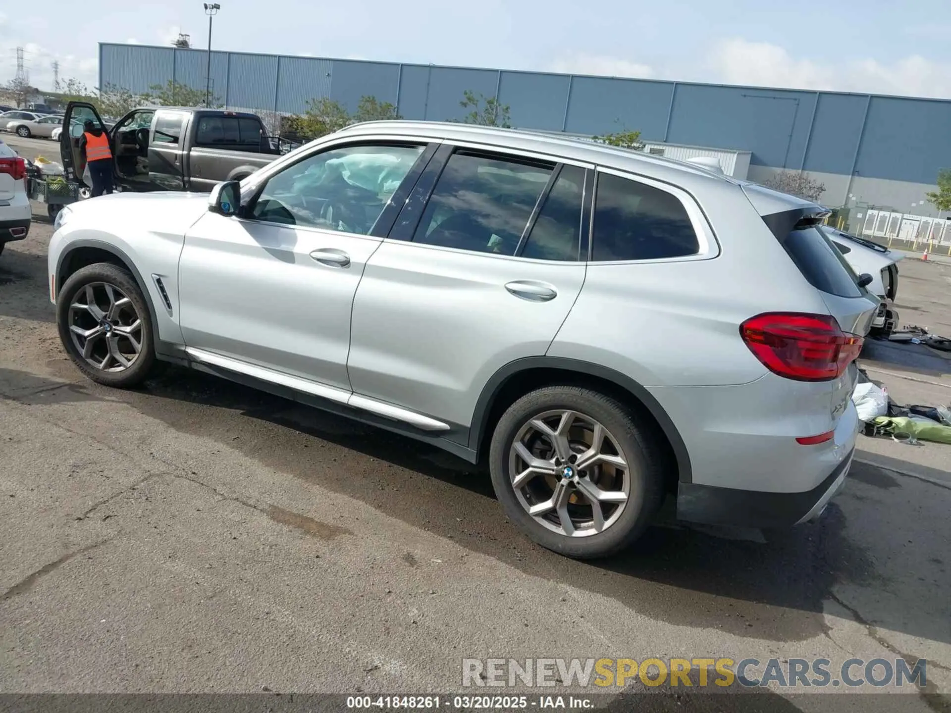 3 Фотография поврежденного автомобиля 5UXTY3C00M9H14796 BMW X3 2021