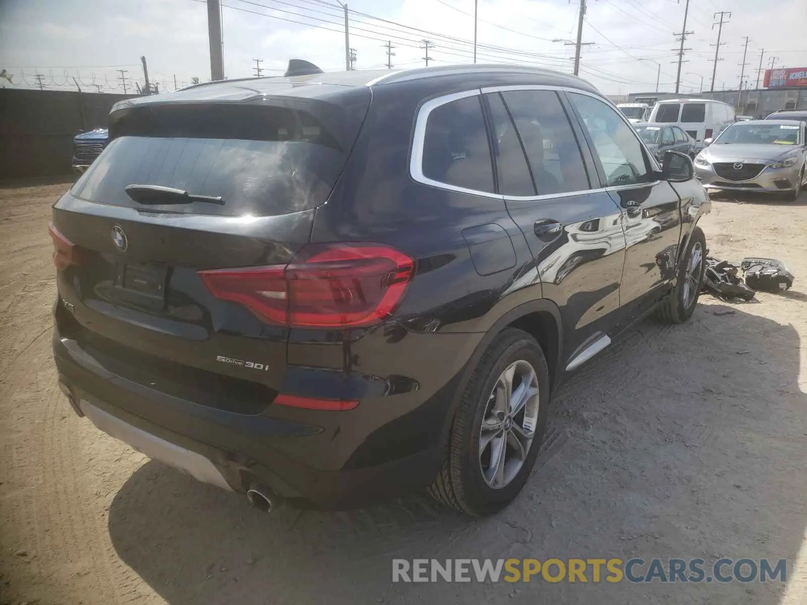 4 Photograph of a damaged car 5UXTY3C01M9F31360 BMW X3 2021