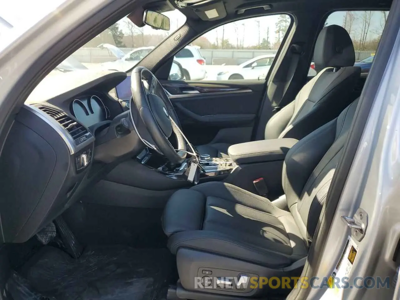 7 Photograph of a damaged car 5UXTY3C01M9G04436 BMW X3 2021