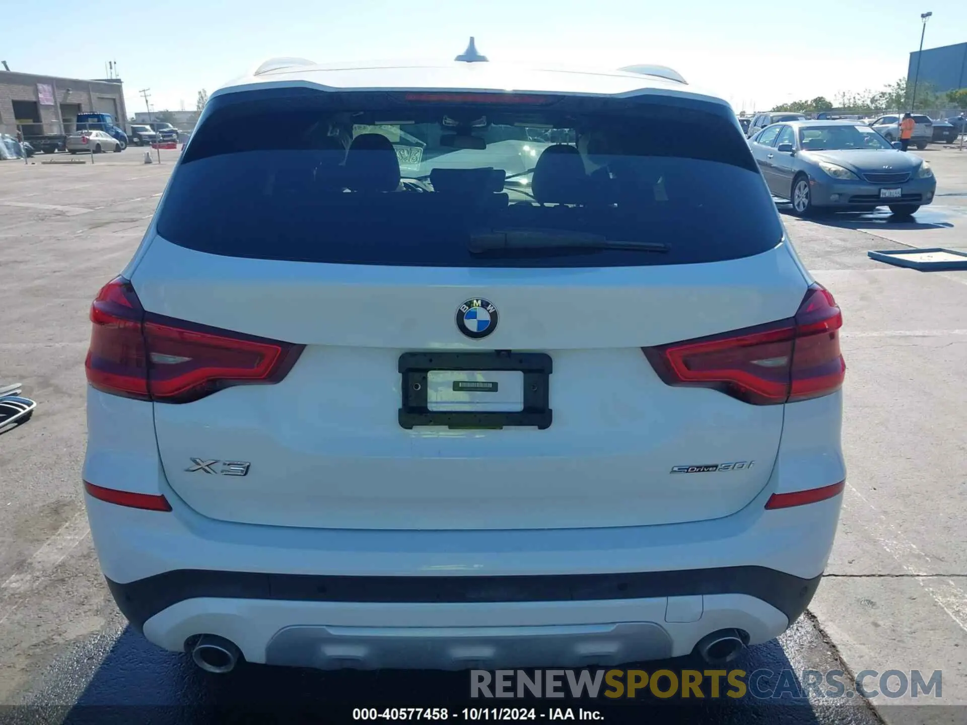 17 Photograph of a damaged car 5UXTY3C02M9F00179 BMW X3 2021