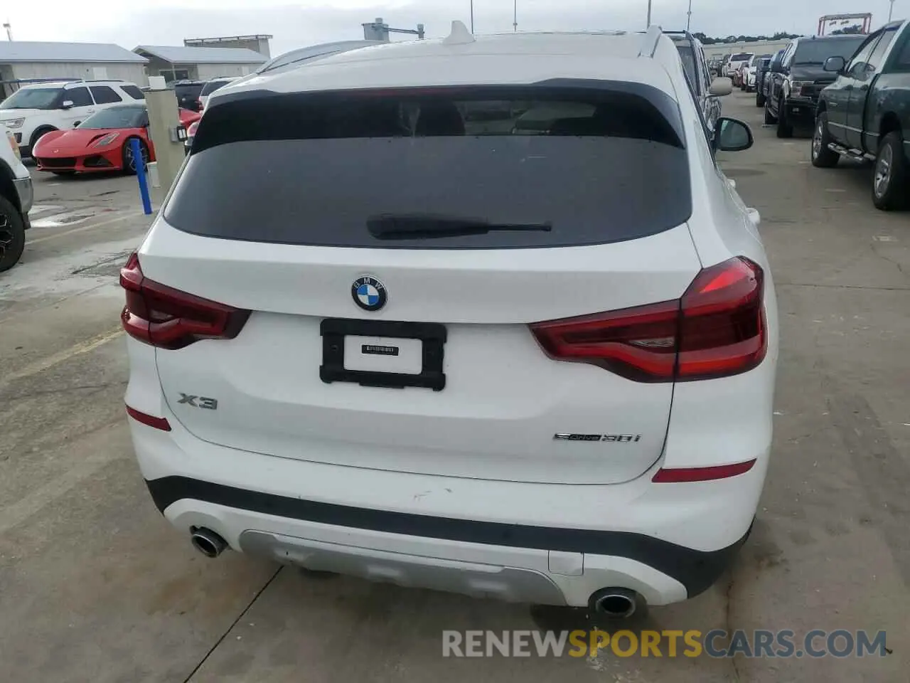 6 Photograph of a damaged car 5UXTY3C02M9G76133 BMW X3 2021