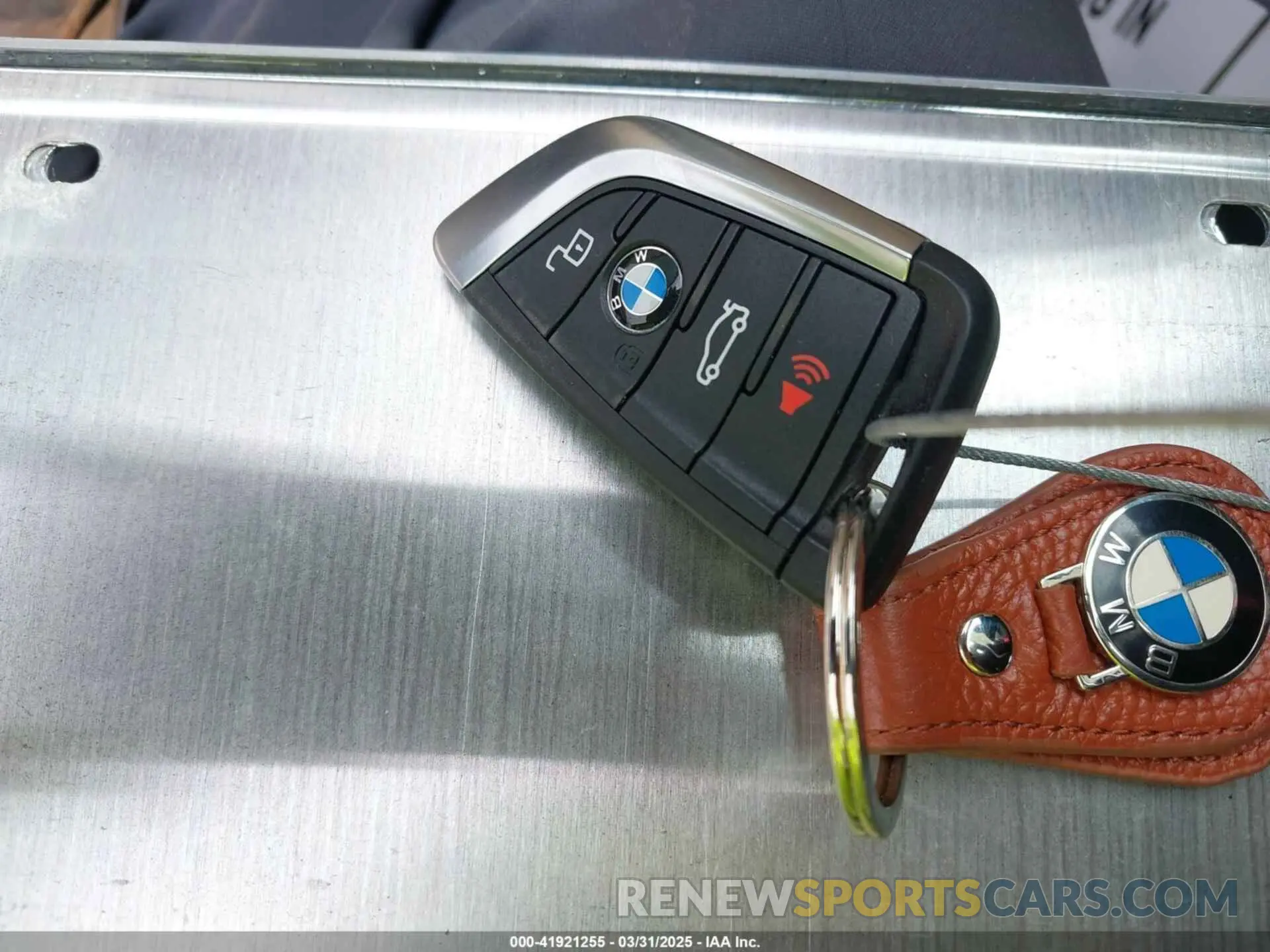 11 Фотография поврежденного автомобиля 5UXTY3C04M9D81731 BMW X3 2021