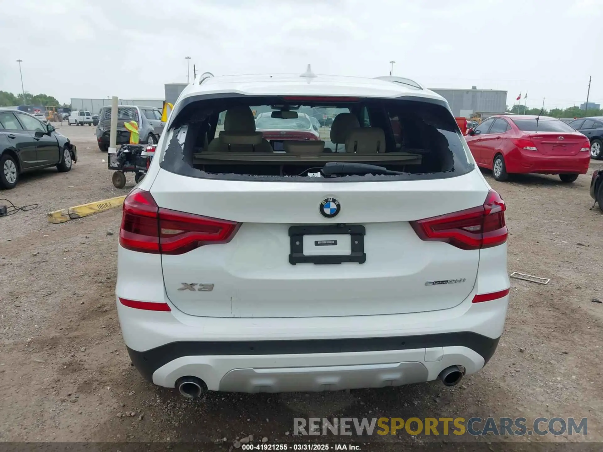 16 Фотография поврежденного автомобиля 5UXTY3C04M9D81731 BMW X3 2021