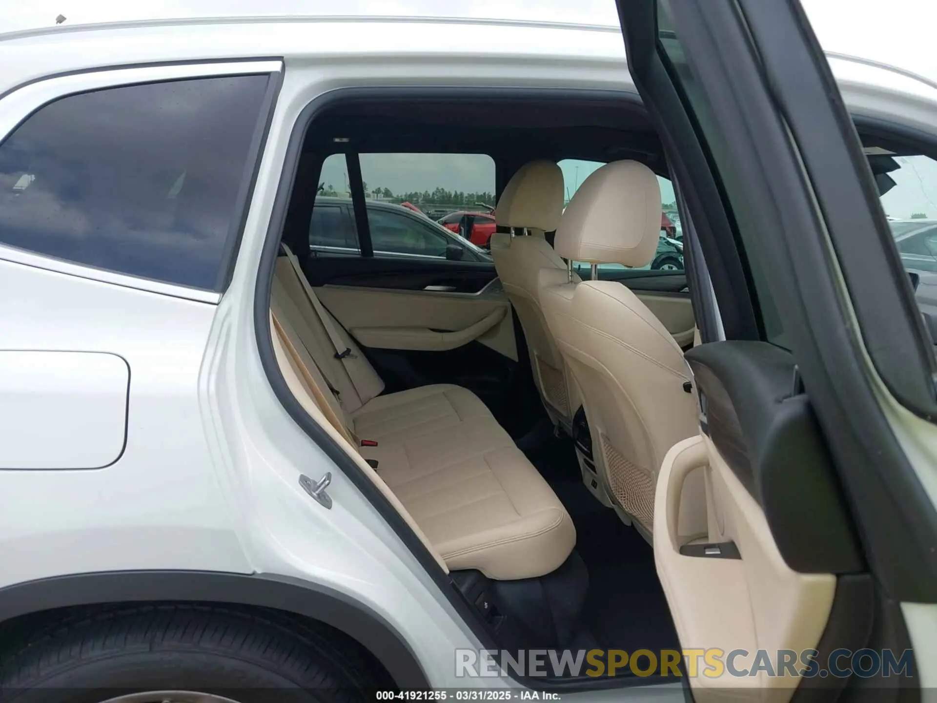 8 Фотография поврежденного автомобиля 5UXTY3C04M9D81731 BMW X3 2021