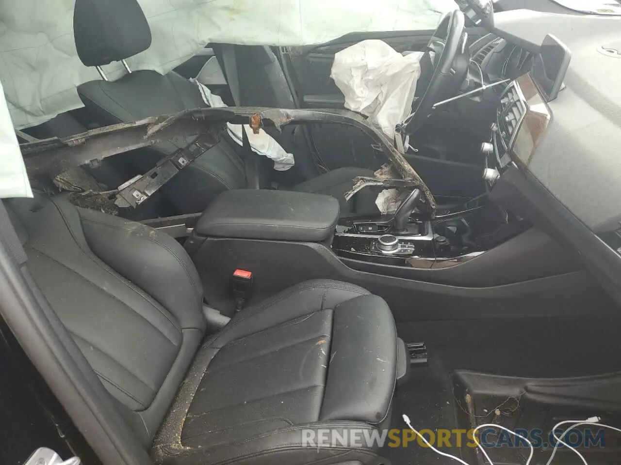 7 Photograph of a damaged car 5UXTY3C04M9E41605 BMW X3 2021