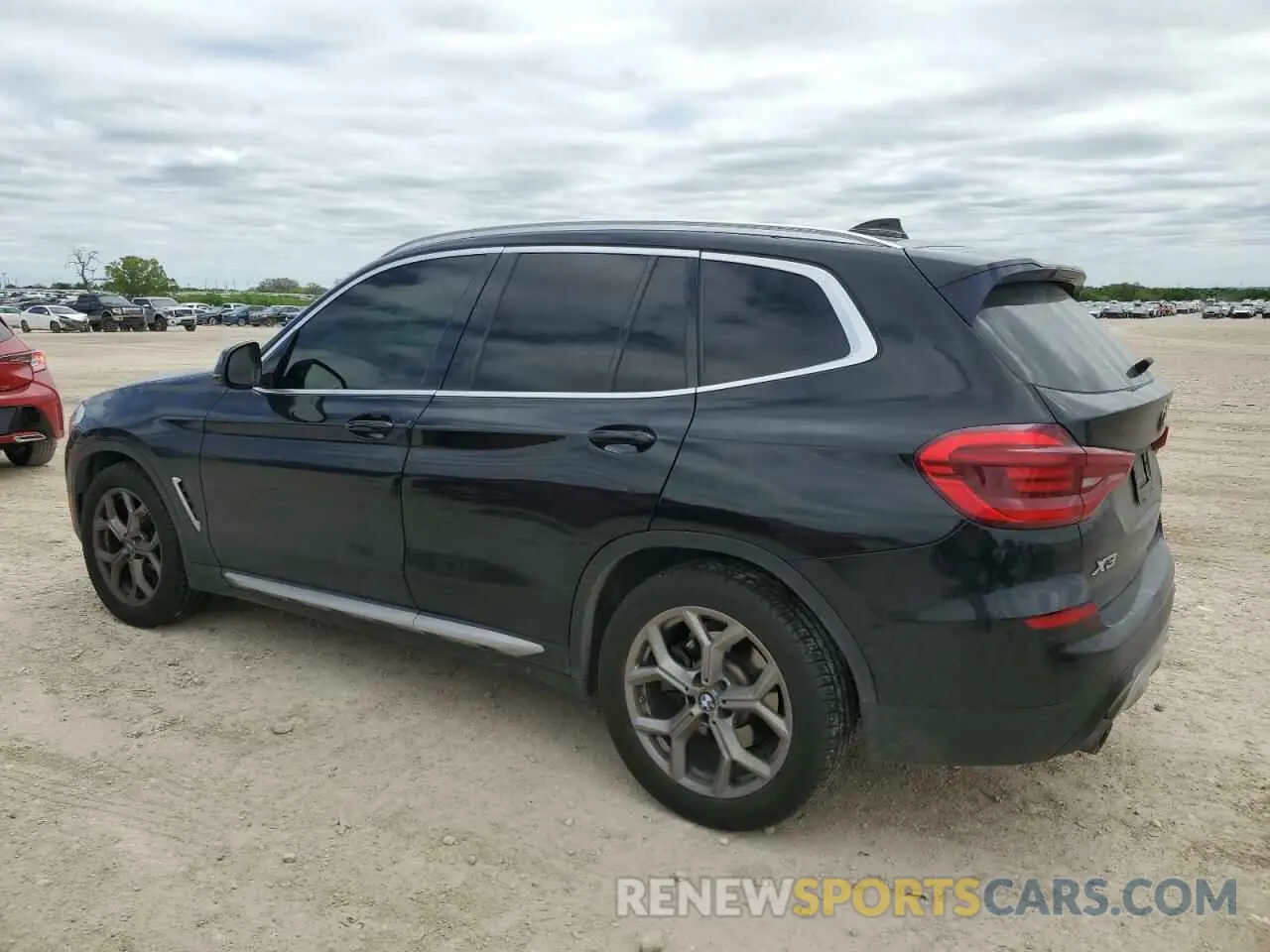 2 Photograph of a damaged car 5UXTY3C04M9G09873 BMW X3 2021