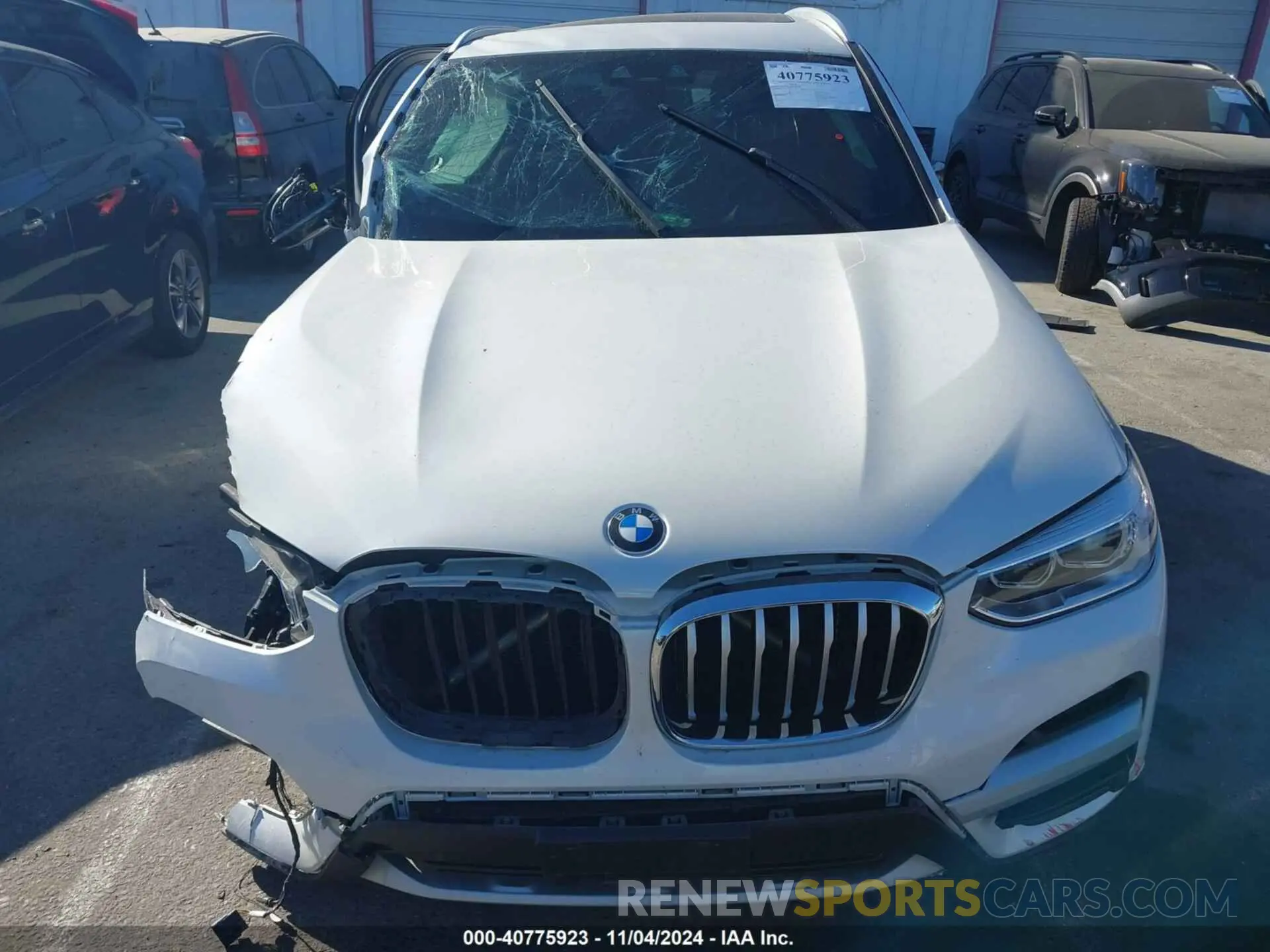 12 Фотография поврежденного автомобиля 5UXTY3C04M9H84740 BMW X3 2021