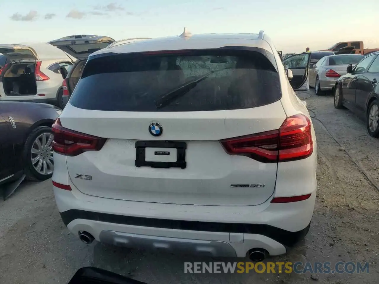 6 Фотография поврежденного автомобиля 5UXTY3C05M9F05408 BMW X3 2021