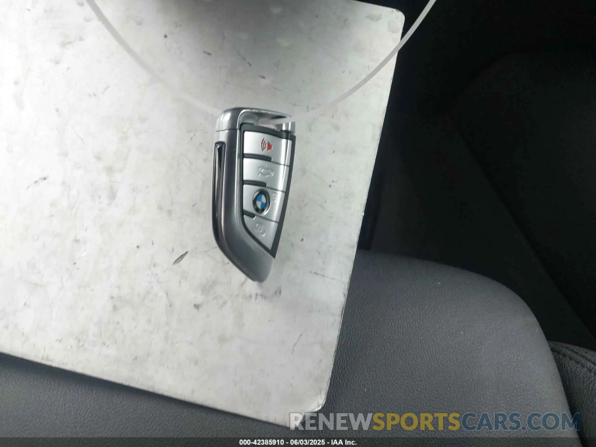 11 Photograph of a damaged car 5UXTY3C05M9F61235 BMW X3 2021