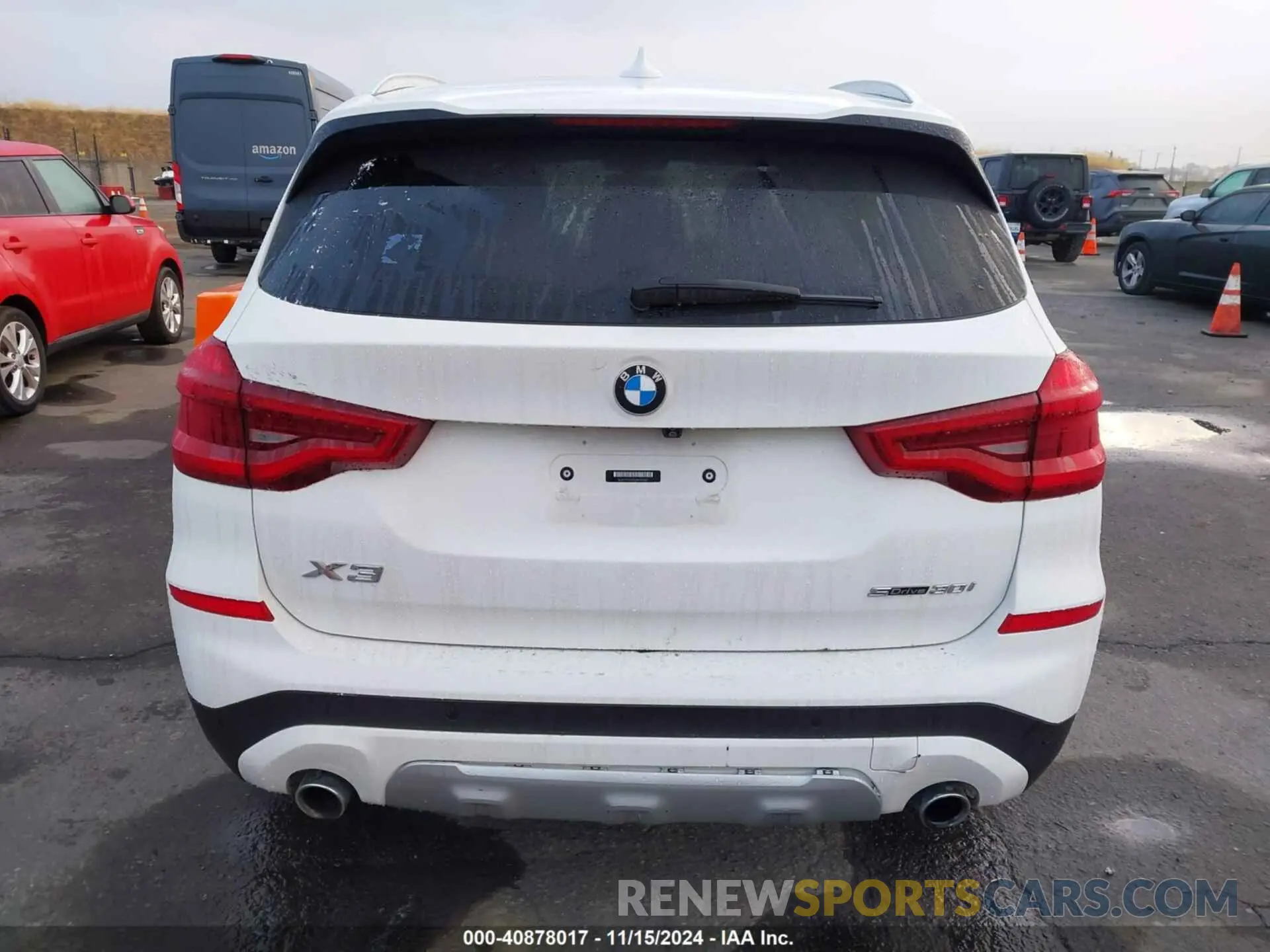 17 Photograph of a damaged car 5UXTY3C05M9H24837 BMW X3 2021