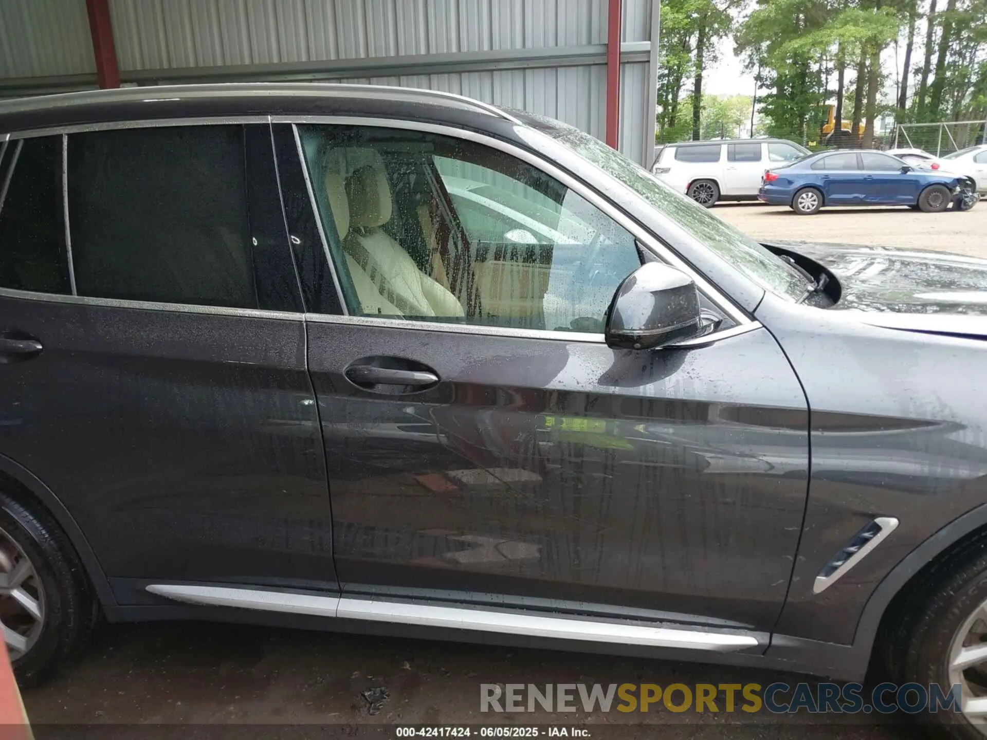 13 Photograph of a damaged car 5UXTY3C05M9H65825 BMW X3 2021