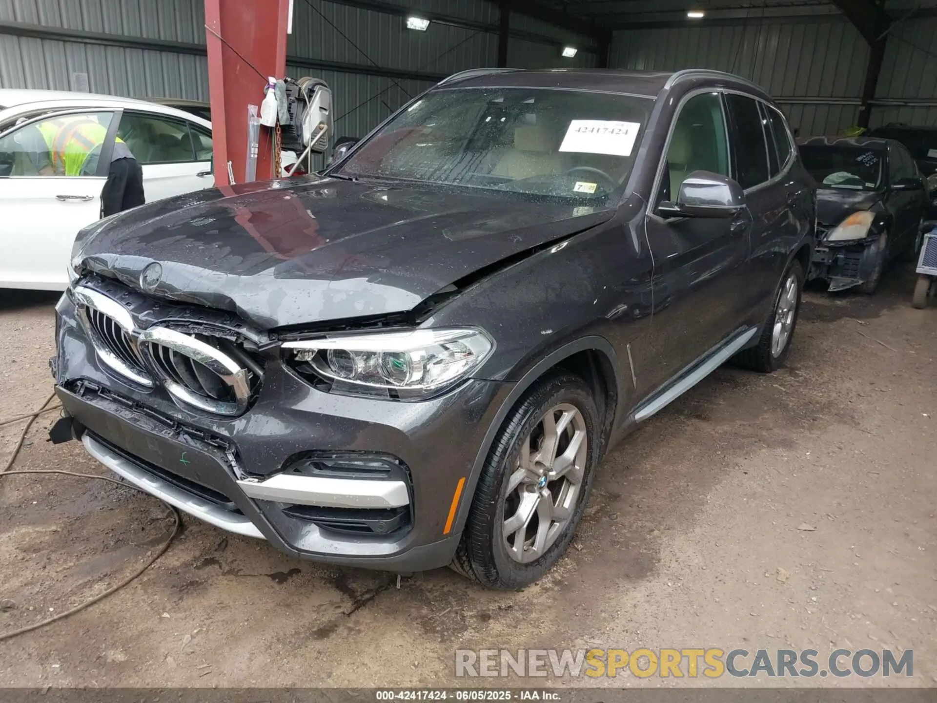 2 Photograph of a damaged car 5UXTY3C05M9H65825 BMW X3 2021